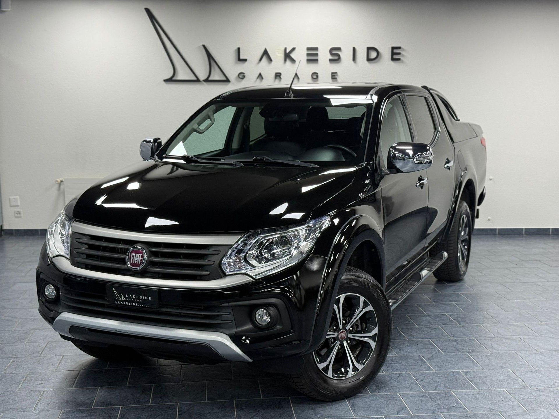 FIAT Fullback LX 2.4 MJ DC Swiss 4WD A-image-6