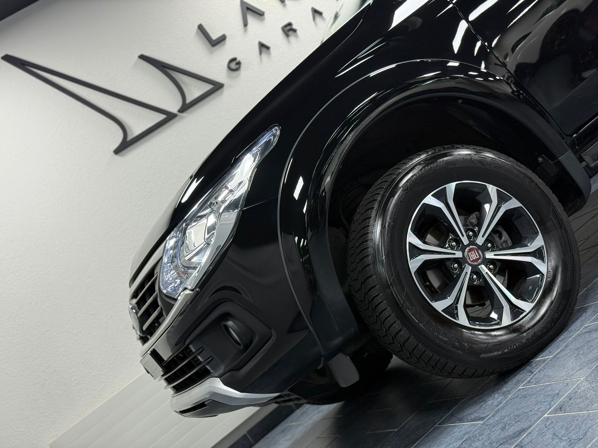 FIAT Fullback LX 2.4 MJ DC Swiss 4WD A-image-7