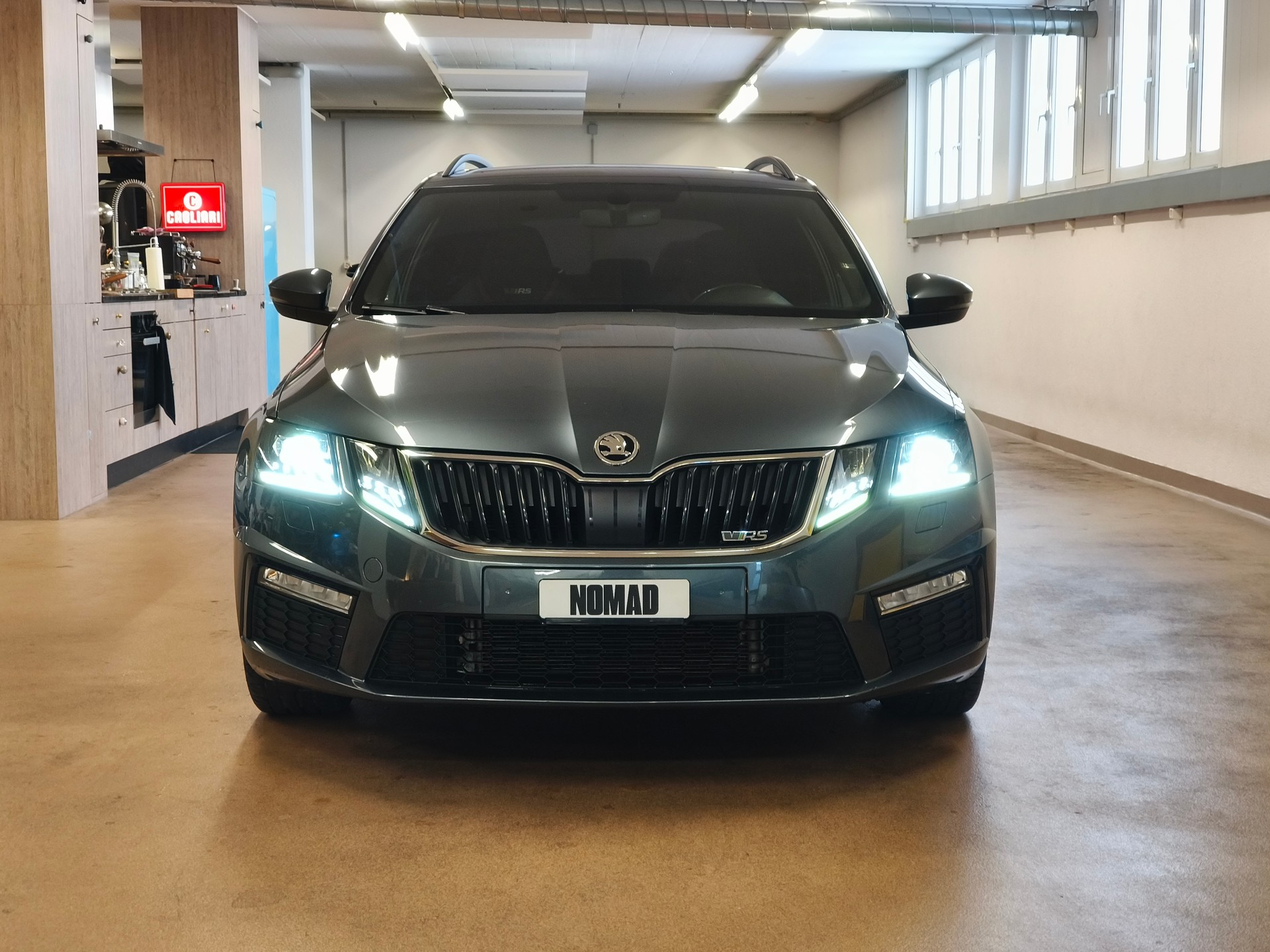 SKODA Octavia Combi 2.0 TDI RS 4x4 DSG-image-5