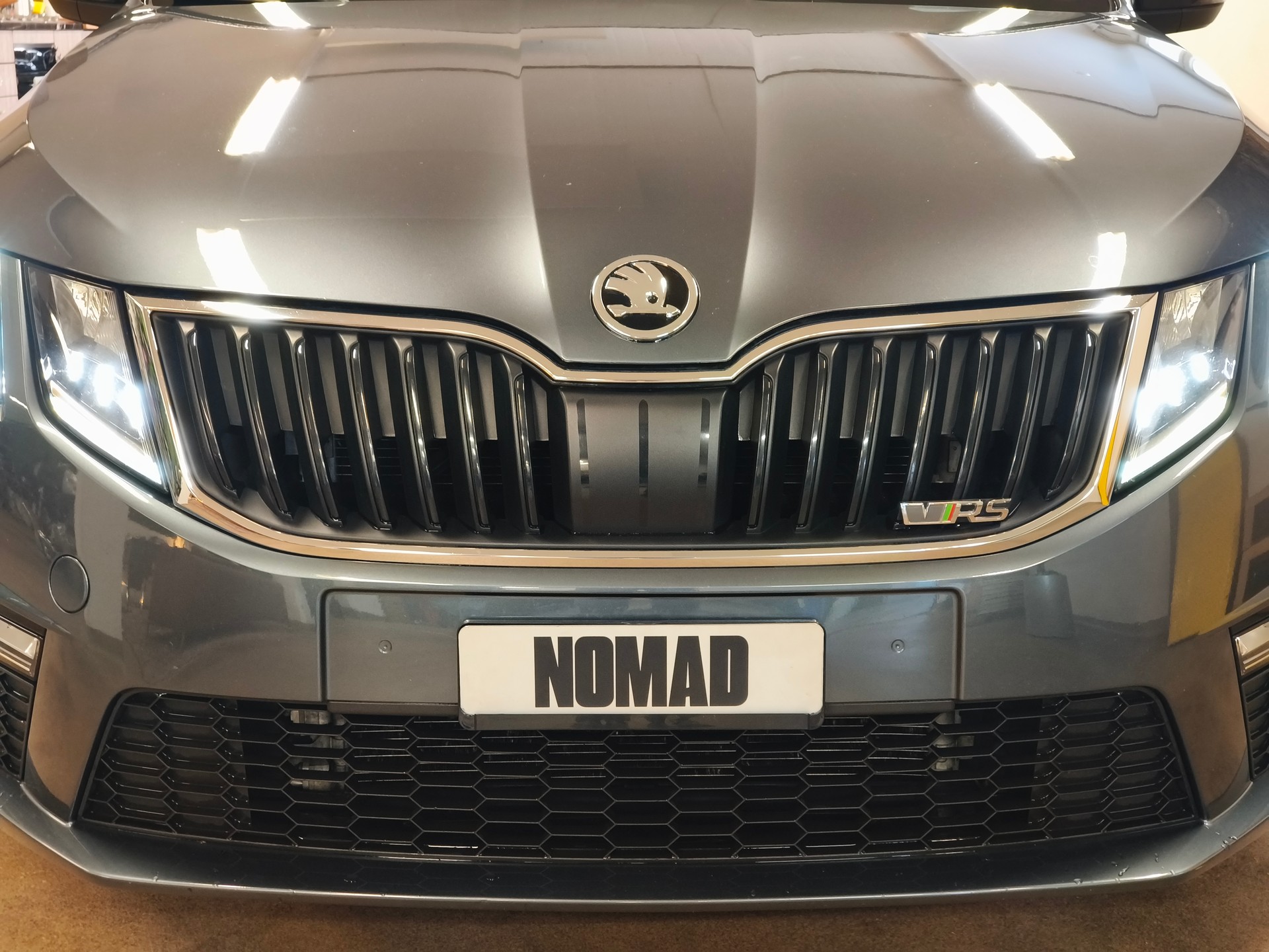 SKODA Octavia Combi 2.0 TDI RS 4x4 DSG-image-4
