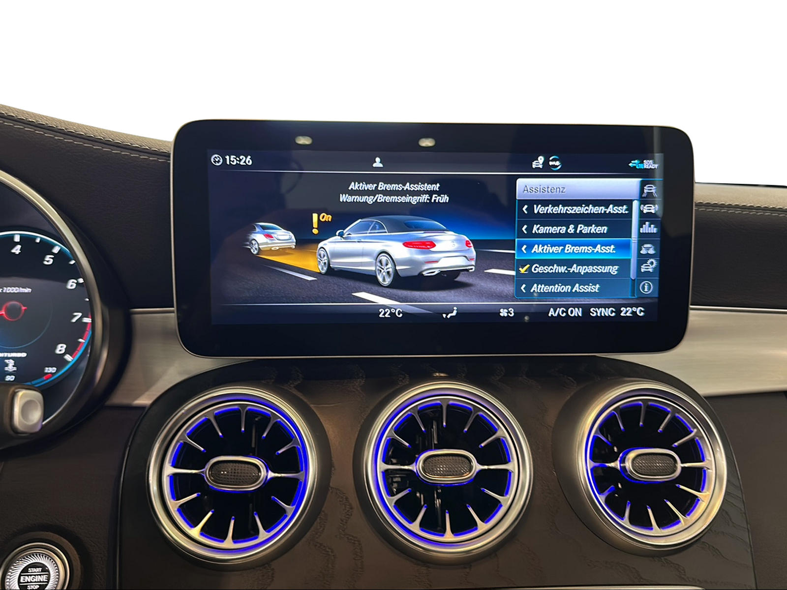 MERCEDES-BENZ C 43 Cabriolet AMG Premium + 4Matic 9G-Tronic-image-21