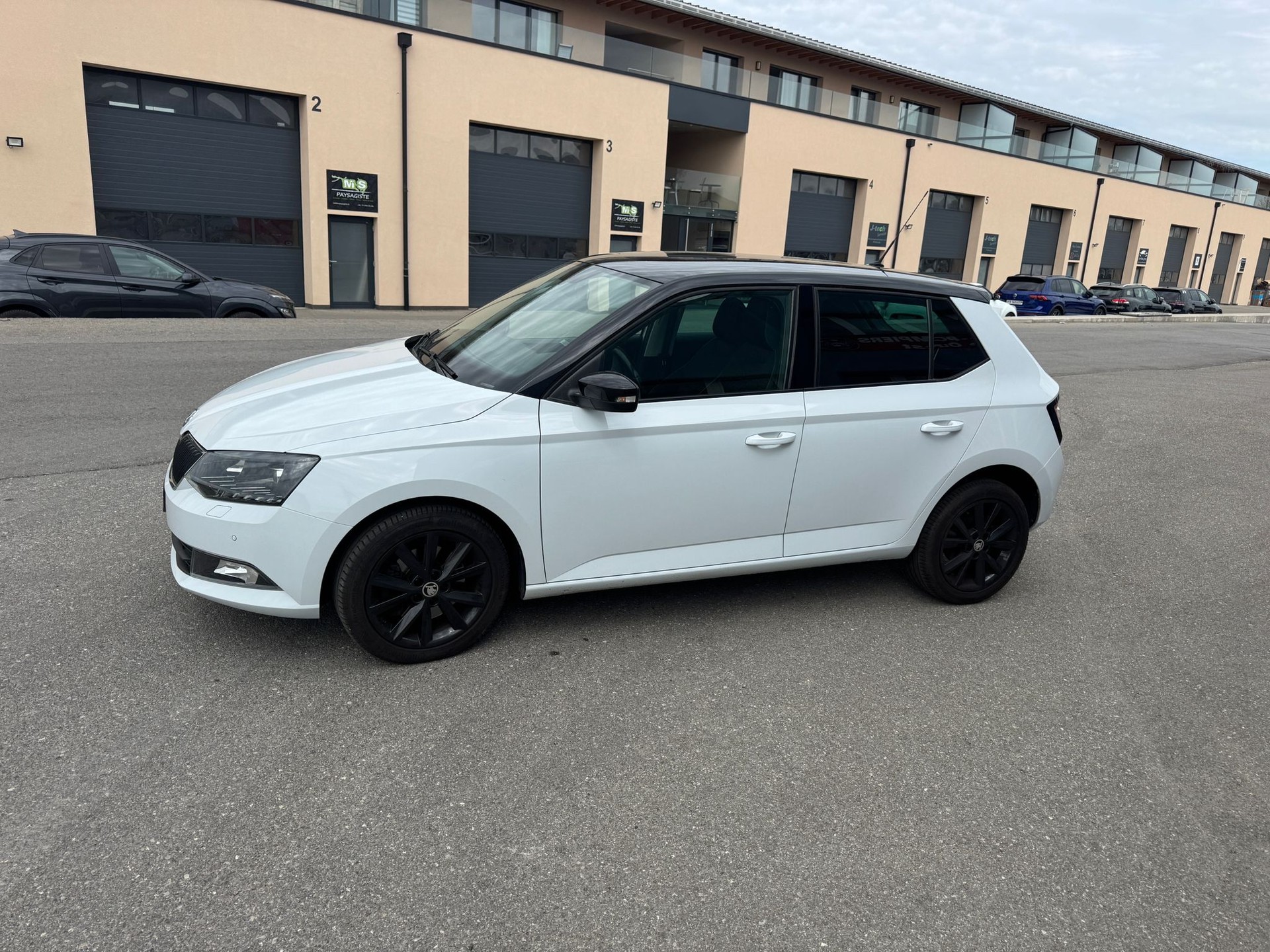 SKODA Fabia 1.2 TSI Style DSG-showroom-element-2