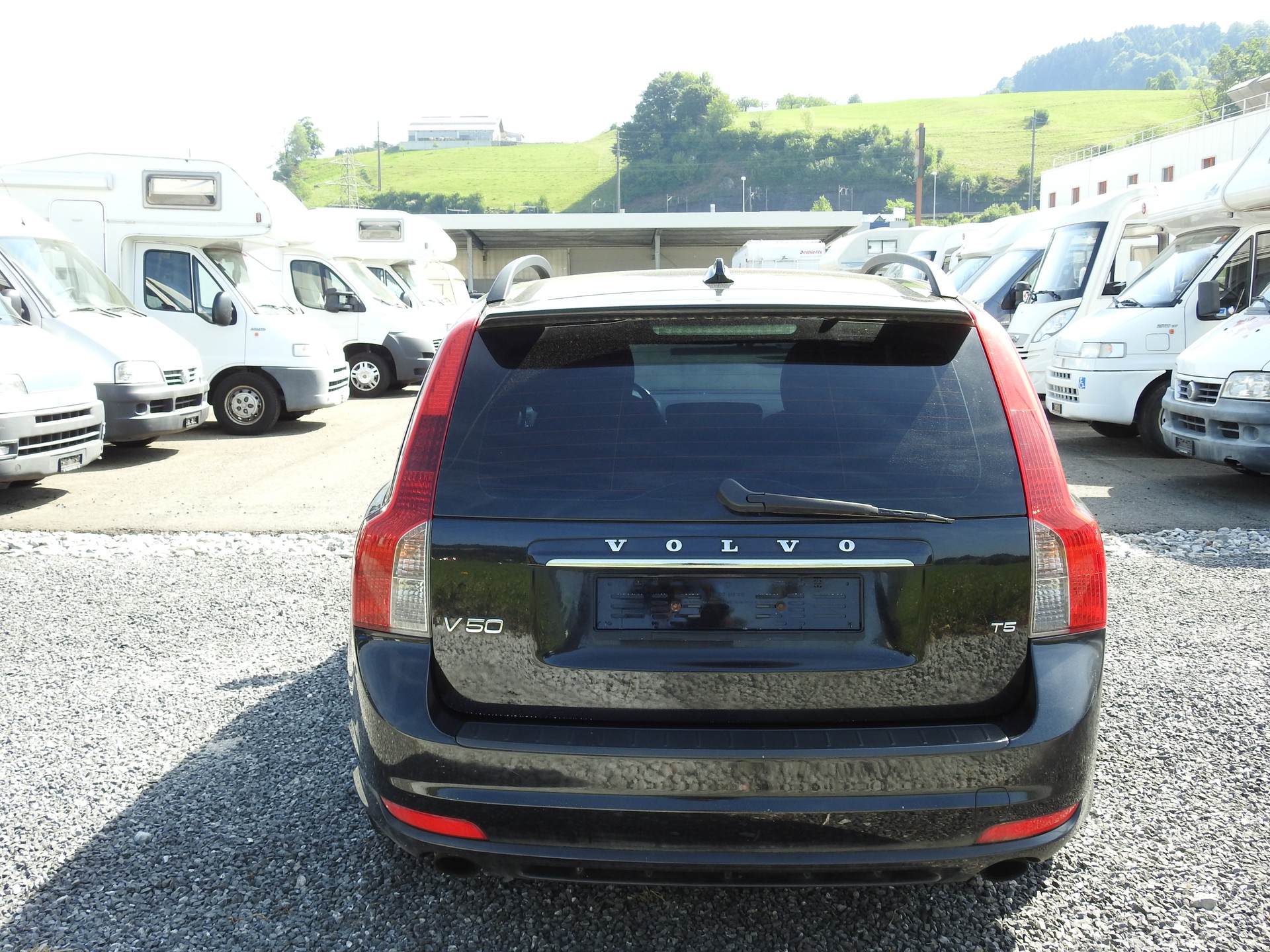 VOLVO V50 T5 Momentum R-Line-image-4