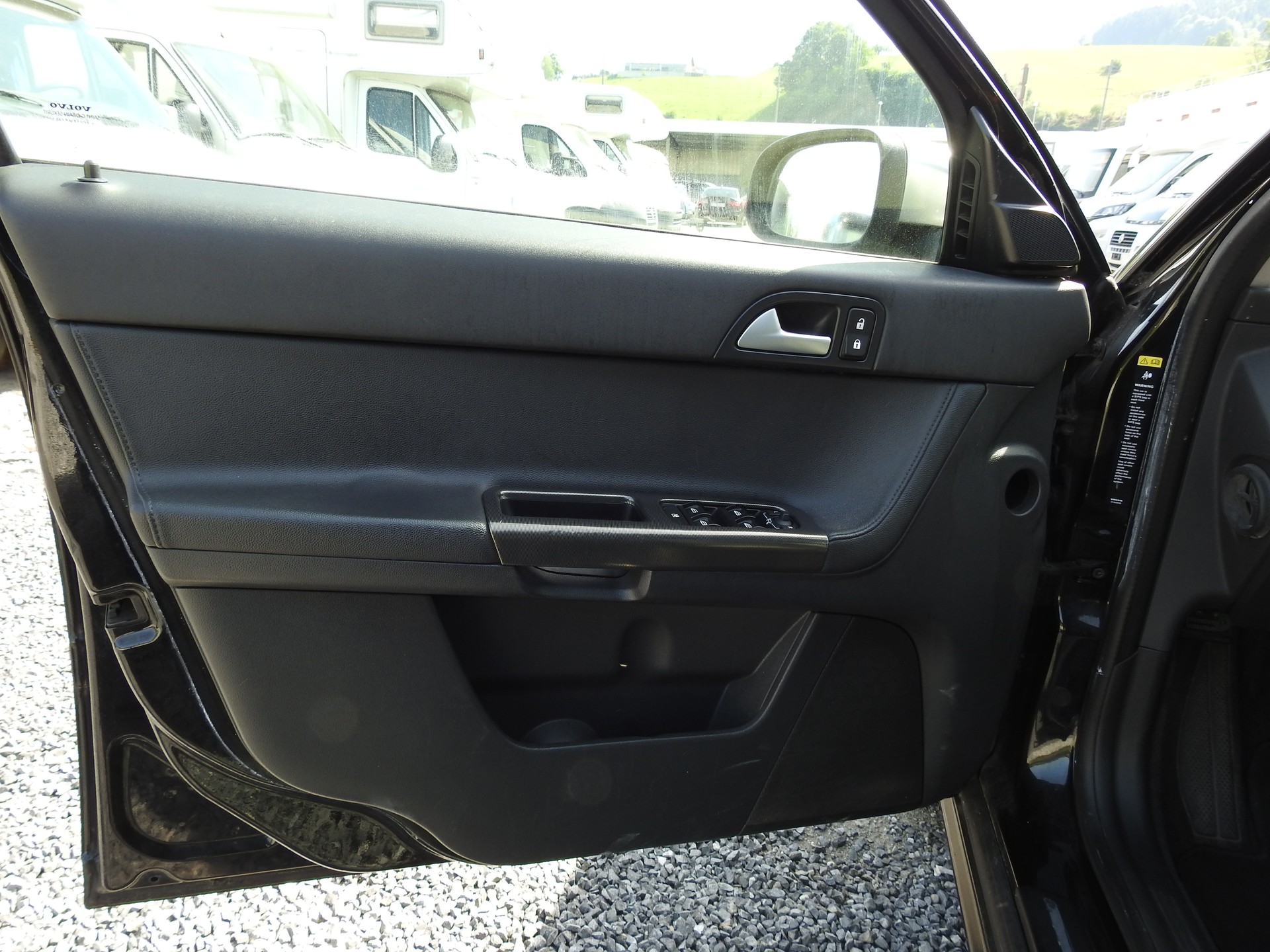 VOLVO V50 T5 Momentum R-Line-image-9