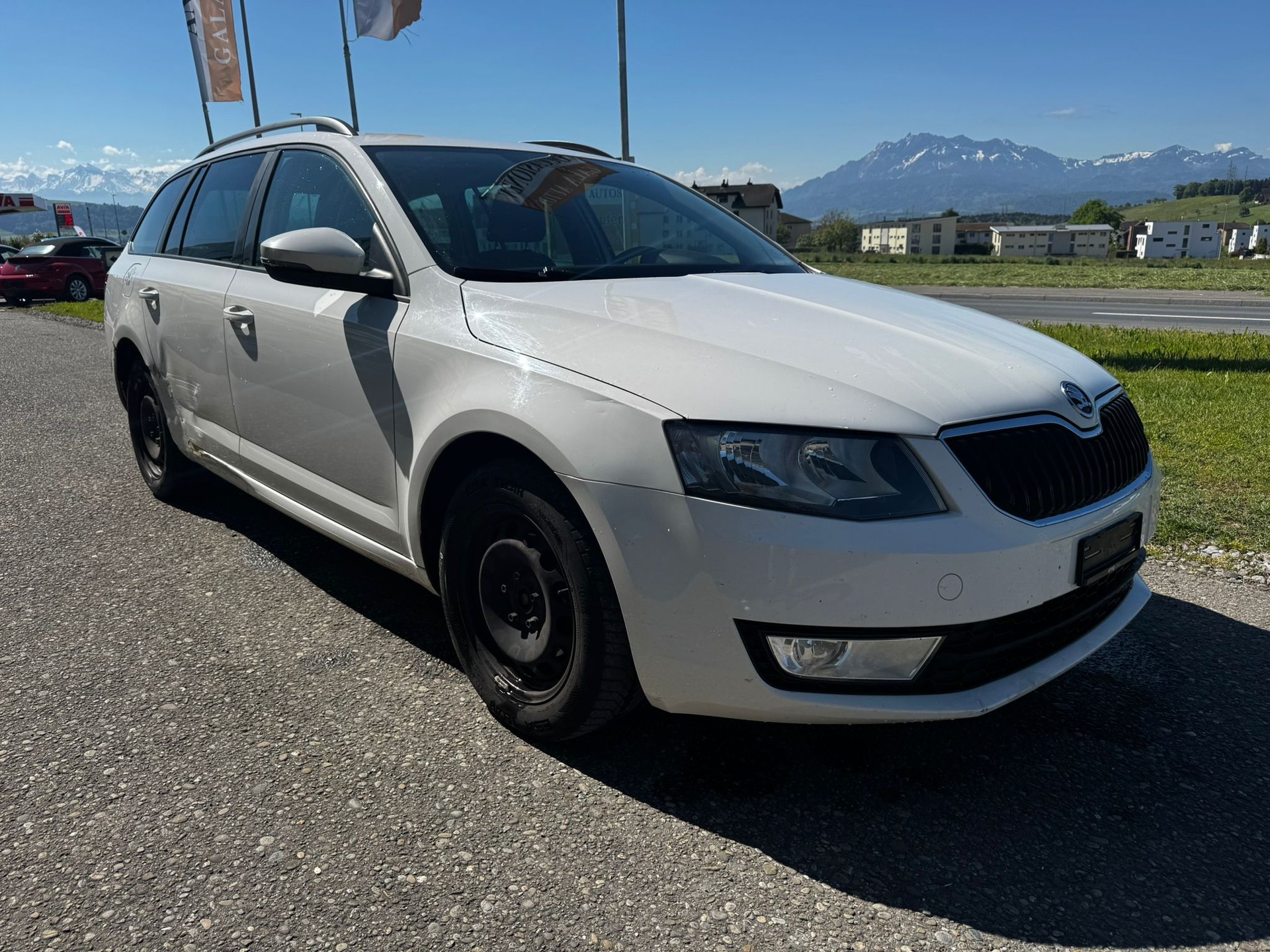 SKODA Octavia Combi 1.6 TDI Ambition 4x4-image-2
