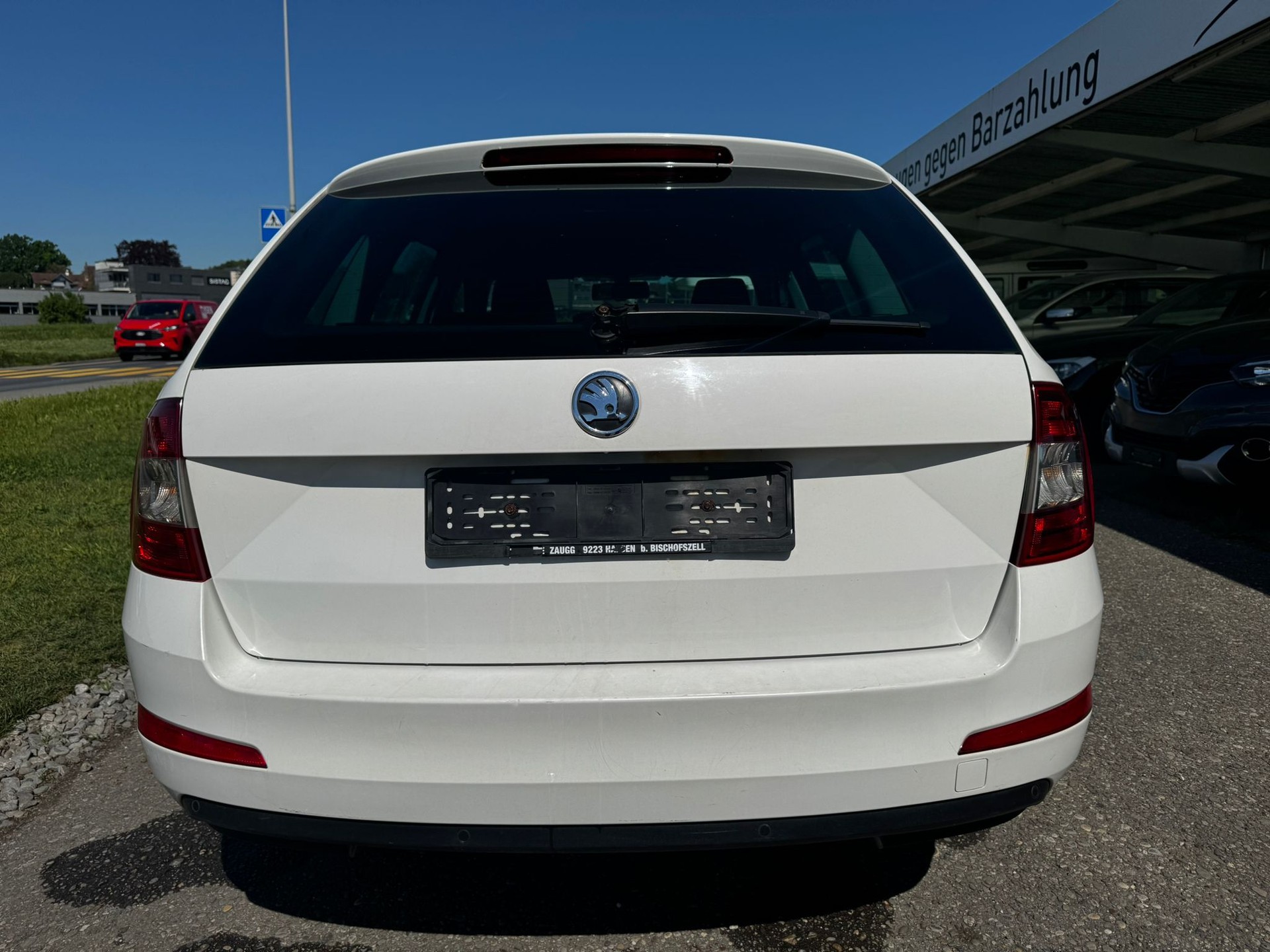 SKODA Octavia Combi 1.6 TDI Ambition 4x4-image-5