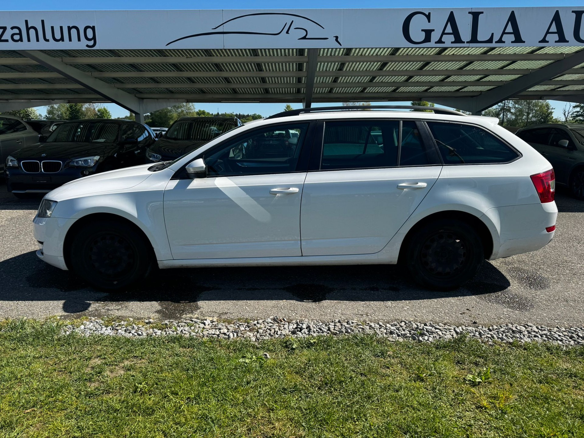 SKODA Octavia Combi 1.6 TDI Ambition 4x4-image-7