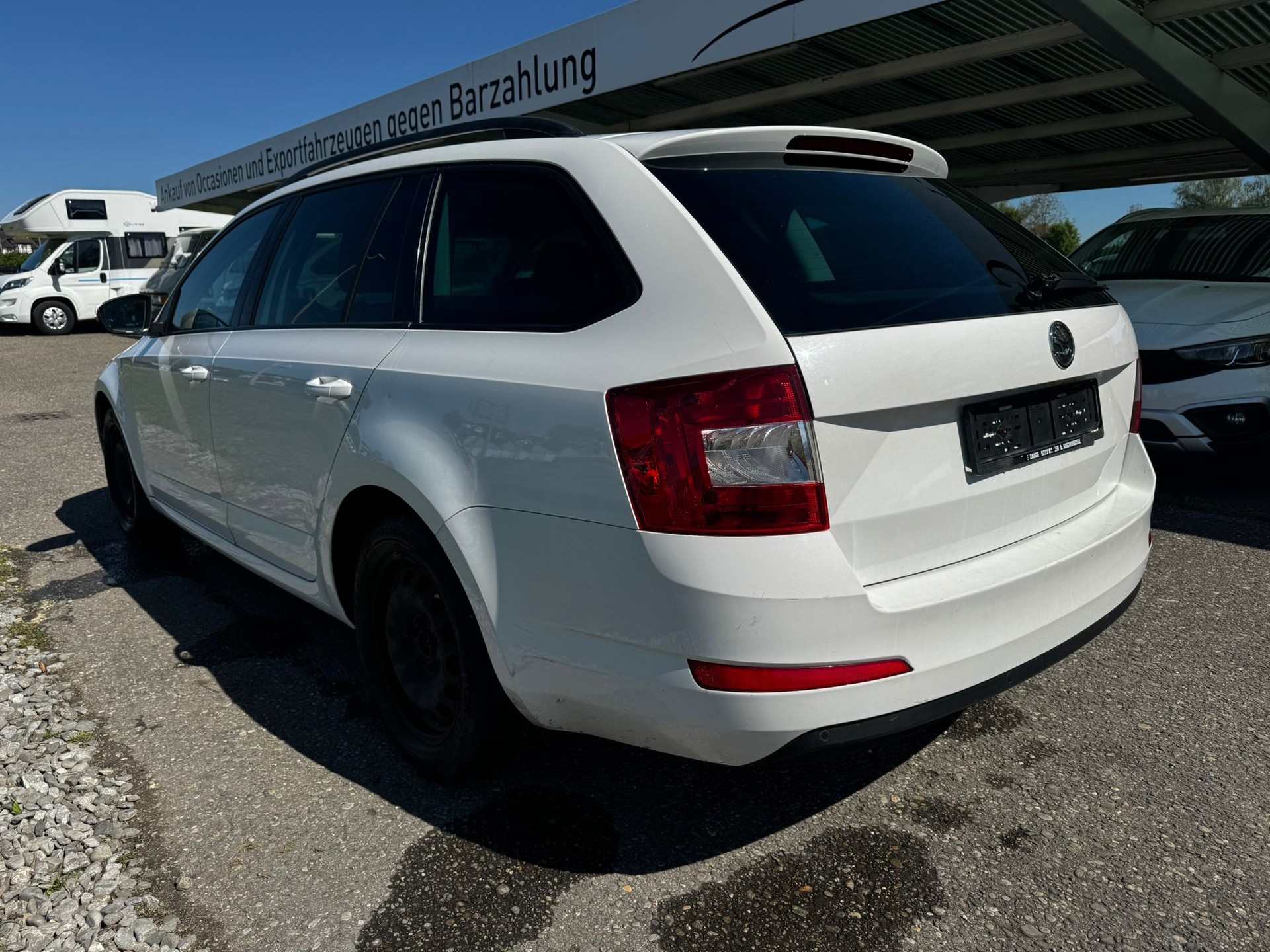 SKODA Octavia Combi 1.6 TDI Ambition 4x4-image-6