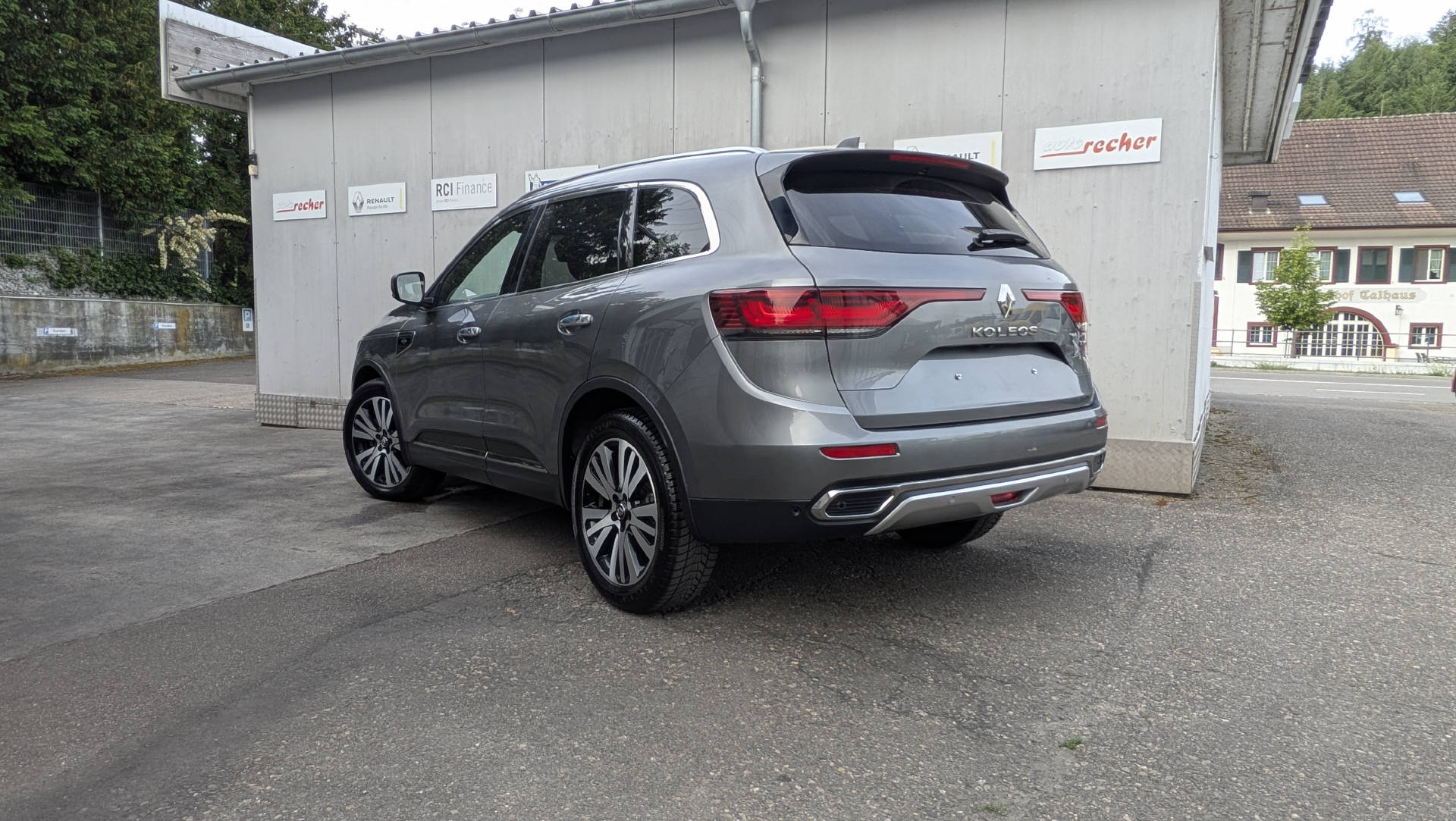 RENAULT Koleos 2.0 Blue dCi Initiale 4WD-image-2