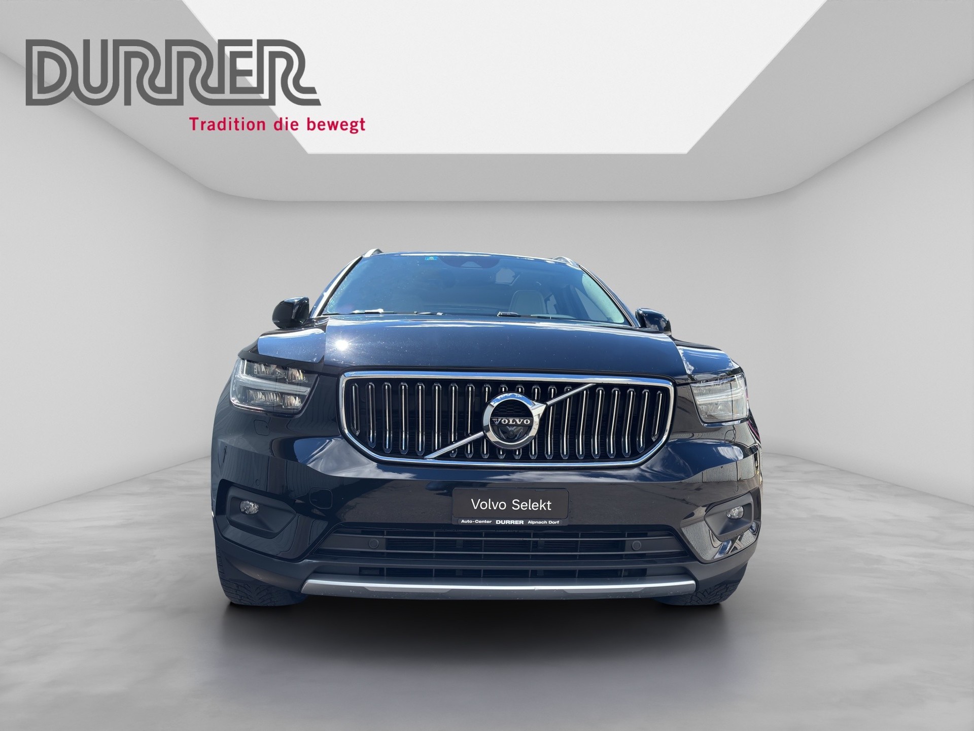 VOLVO XC40 2.0 B5 MH Inscription AWD-image-6