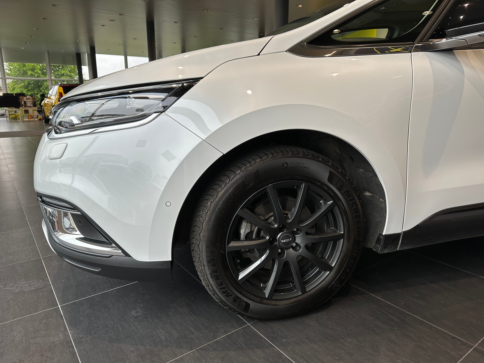 RENAULT Espace 2.0 dCi Initiale Paris EDC 6-showroom-element-2