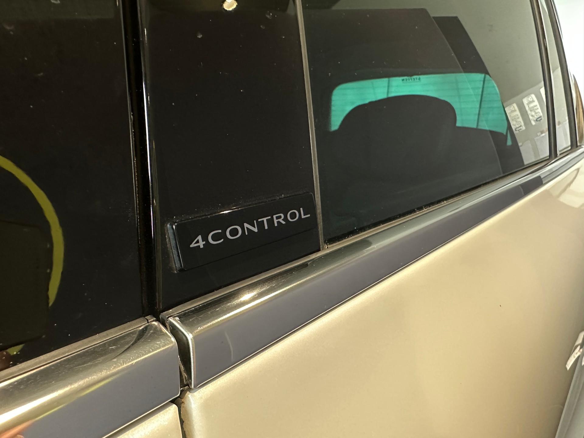 RENAULT Espace 2.0 dCi Initiale Paris EDC 6-image-4
