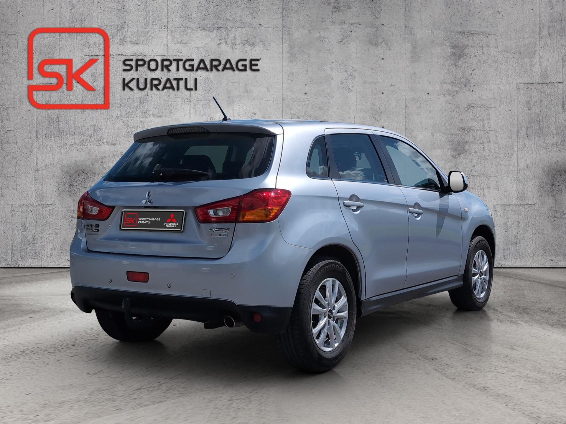 MITSUBISHI ASX 1.6 Value 2WD Edition-showroom-element-3