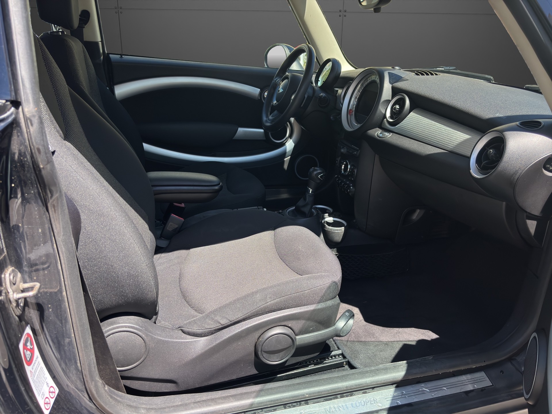 MINI R56 i Cooper 1.6, 122 PS-image-14