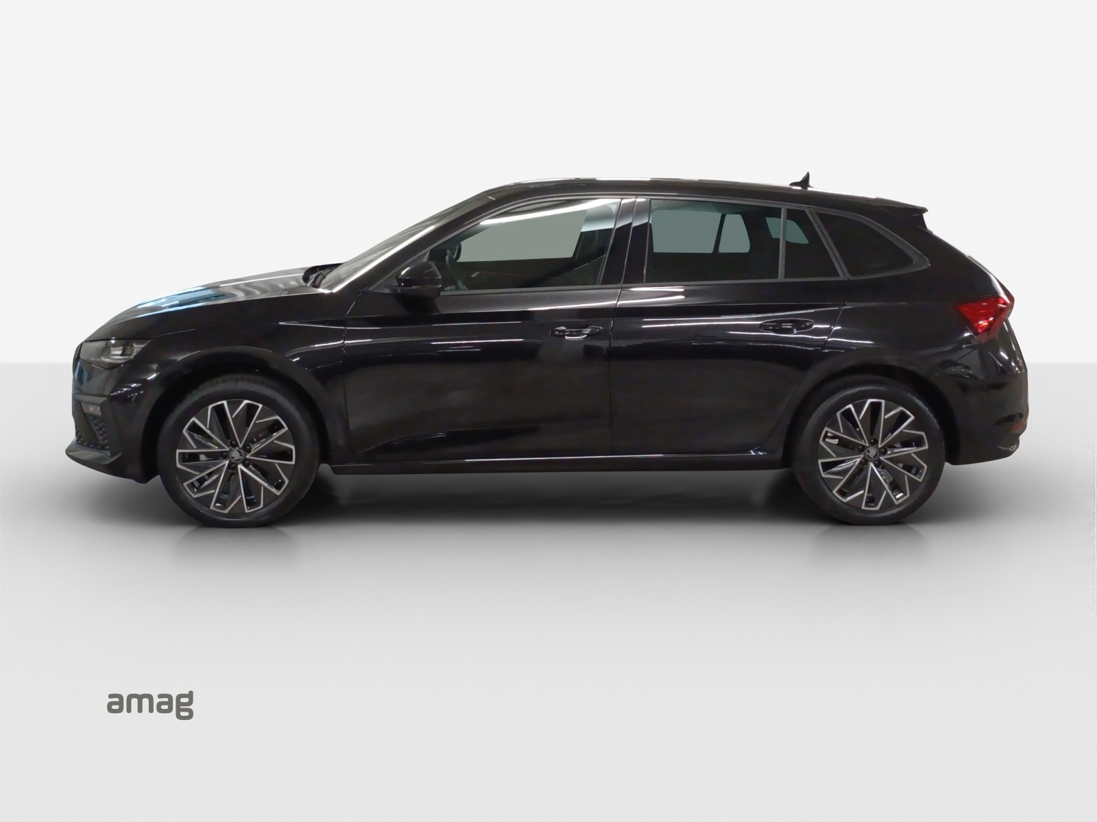SKODA Scala 1.5 TSI Dynamic DSG-showroom-element-1