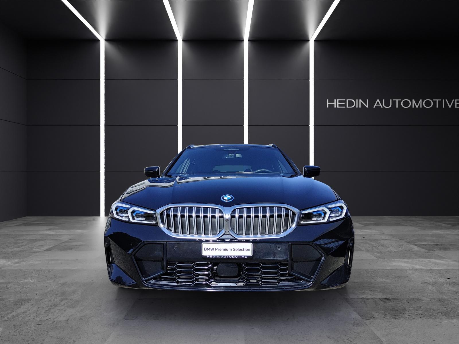BMW 330e xDrive SAG Touring-showroom-element-2