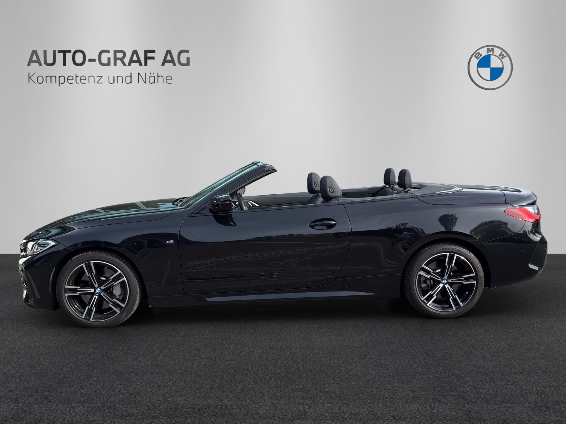 BMW 430i M Sport xDrive Cabrio-showroom-element-1
