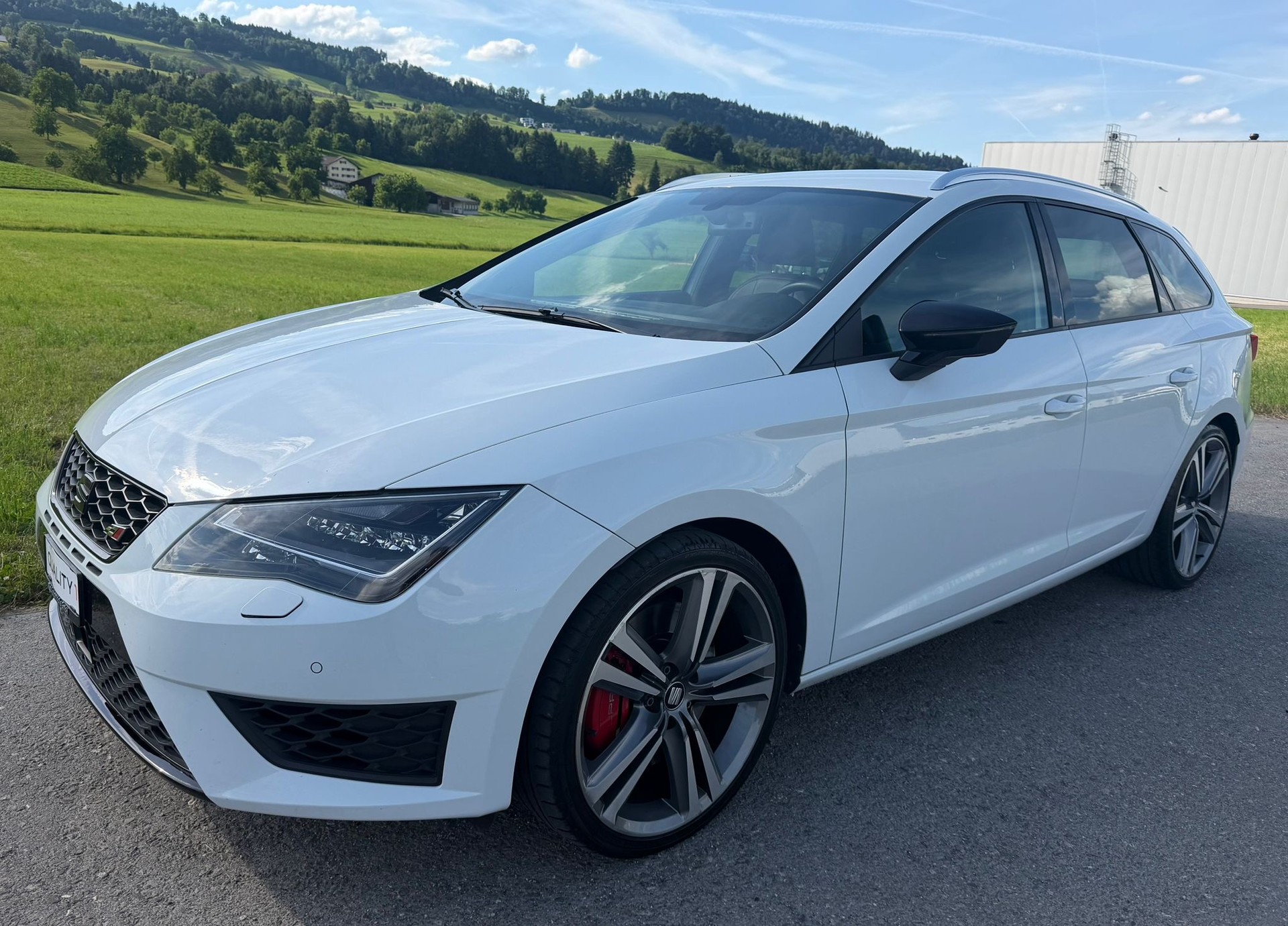 SEAT Leon ST 2.0 TSI Cupra 280 DSG-image-1