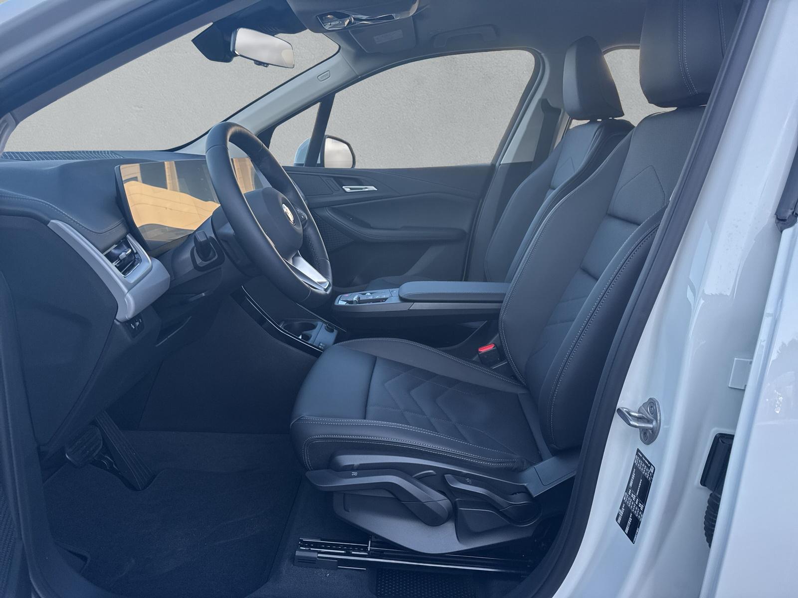 BMW 218i Active Tourer U06 (CH) AHK 1.3T 📍-image-5