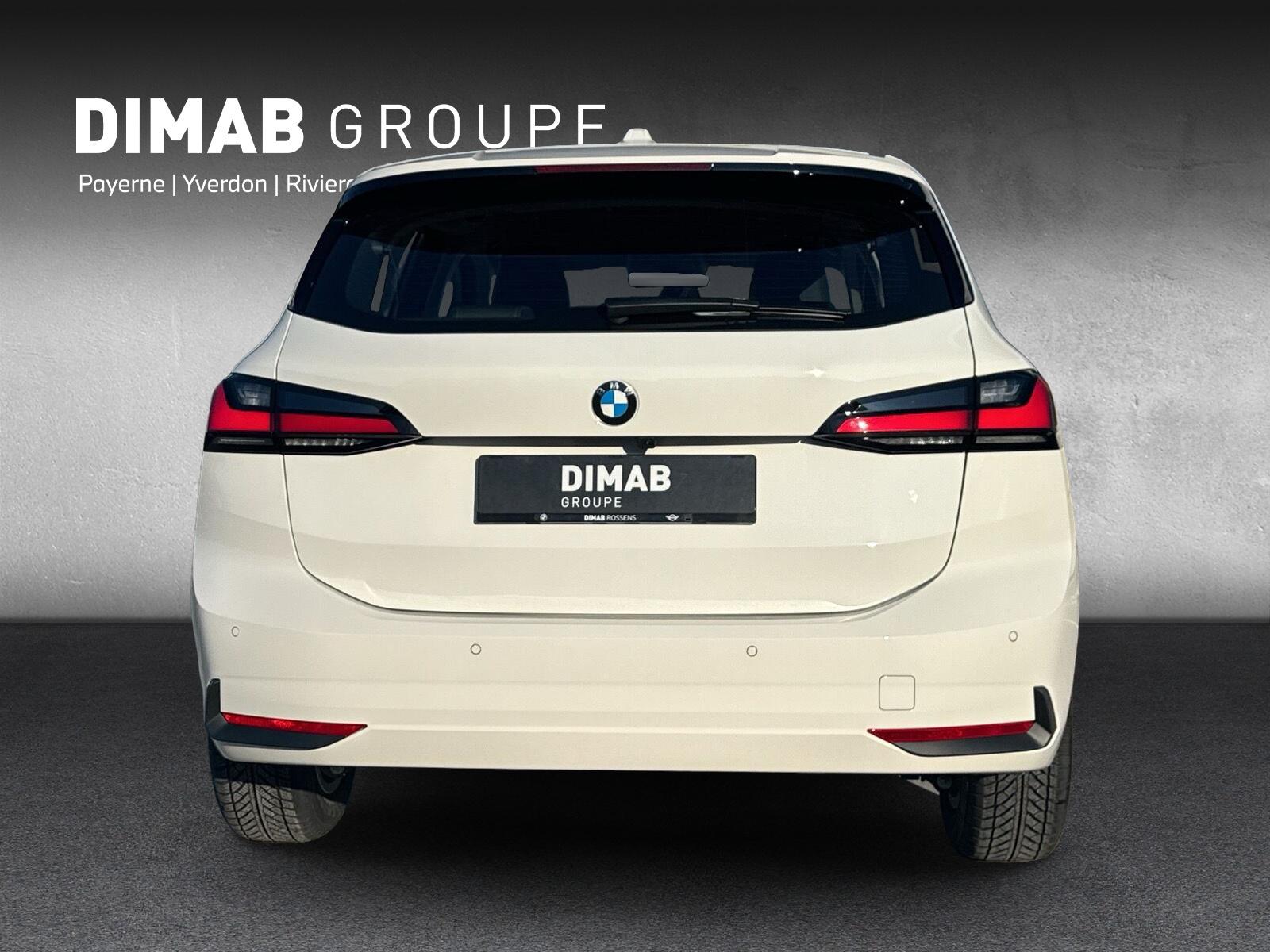 BMW 218i Active Tourer U06 (CH) AHK 1.3T 📍-showroom-element-3