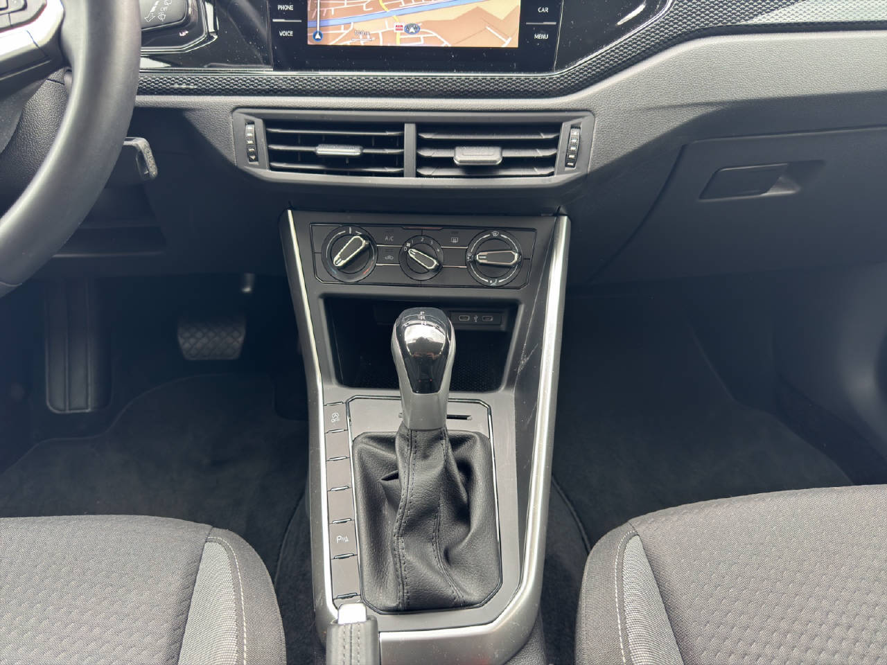 VW Polo 1.0 TSI Life DSG-image-8