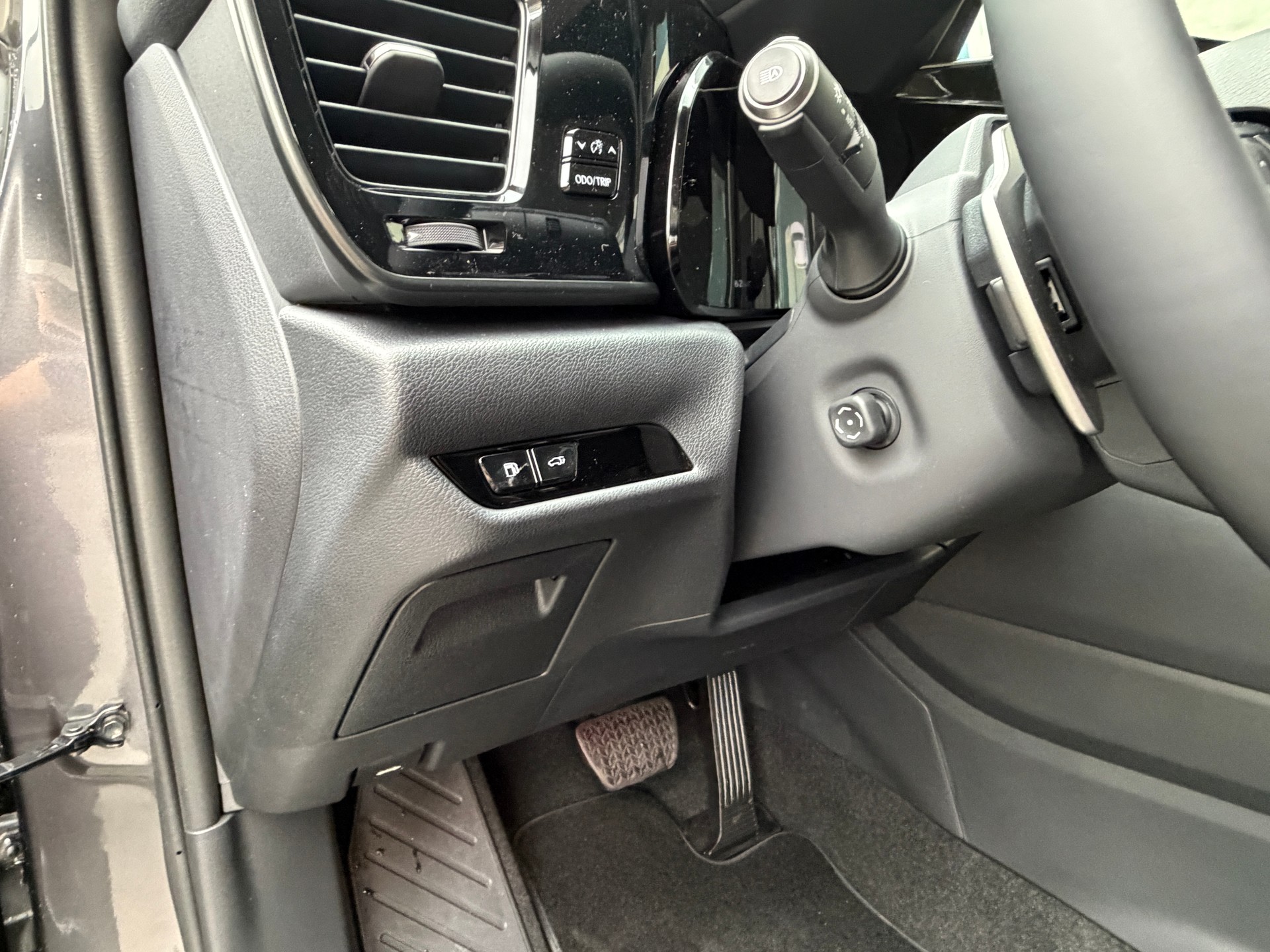 LEXUS NX 450h+ E-FOUR Comfort-image-12