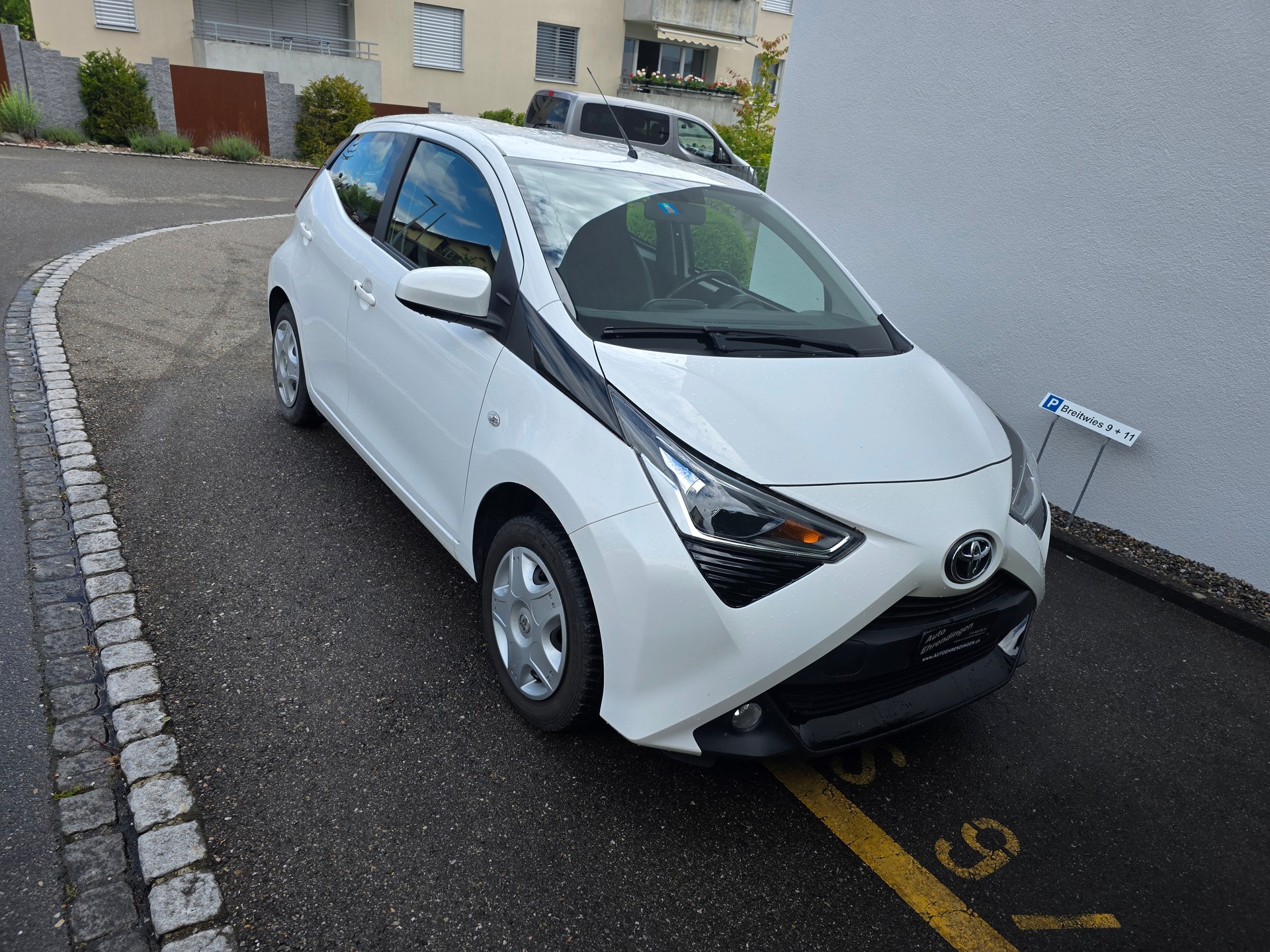 TOYOTA Aygo 1.0 VVT-i Trend-showroom-element-1