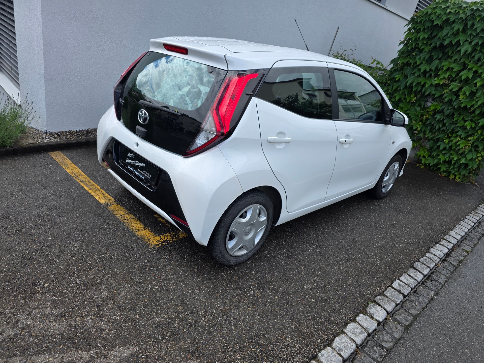 TOYOTA Aygo 1.0 VVT-i Trend-showroom-element-3