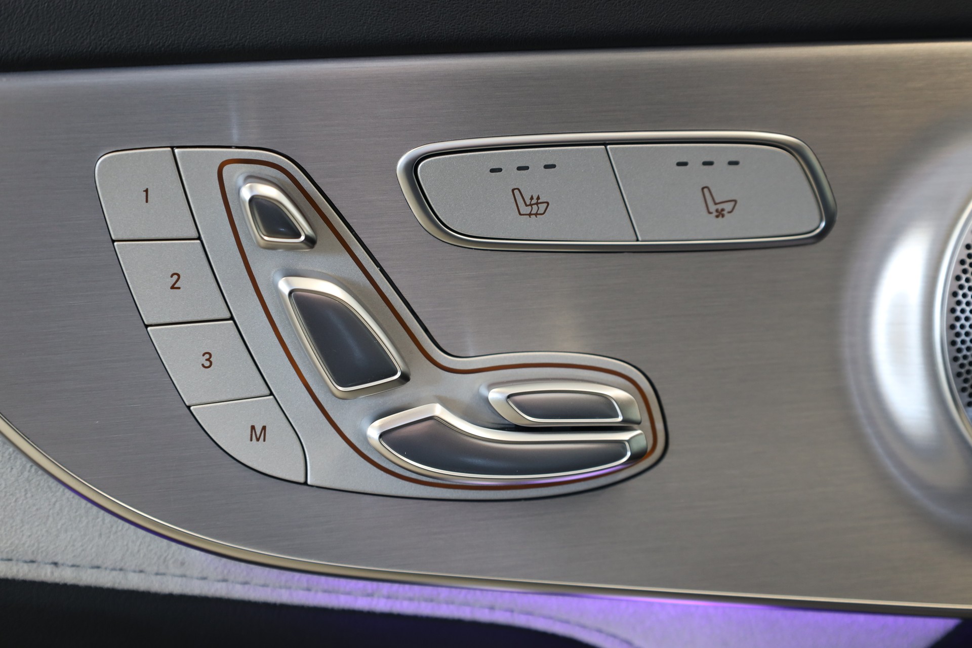 MERCEDES-BENZ C 63 S AMG 9G-tronic-image-15