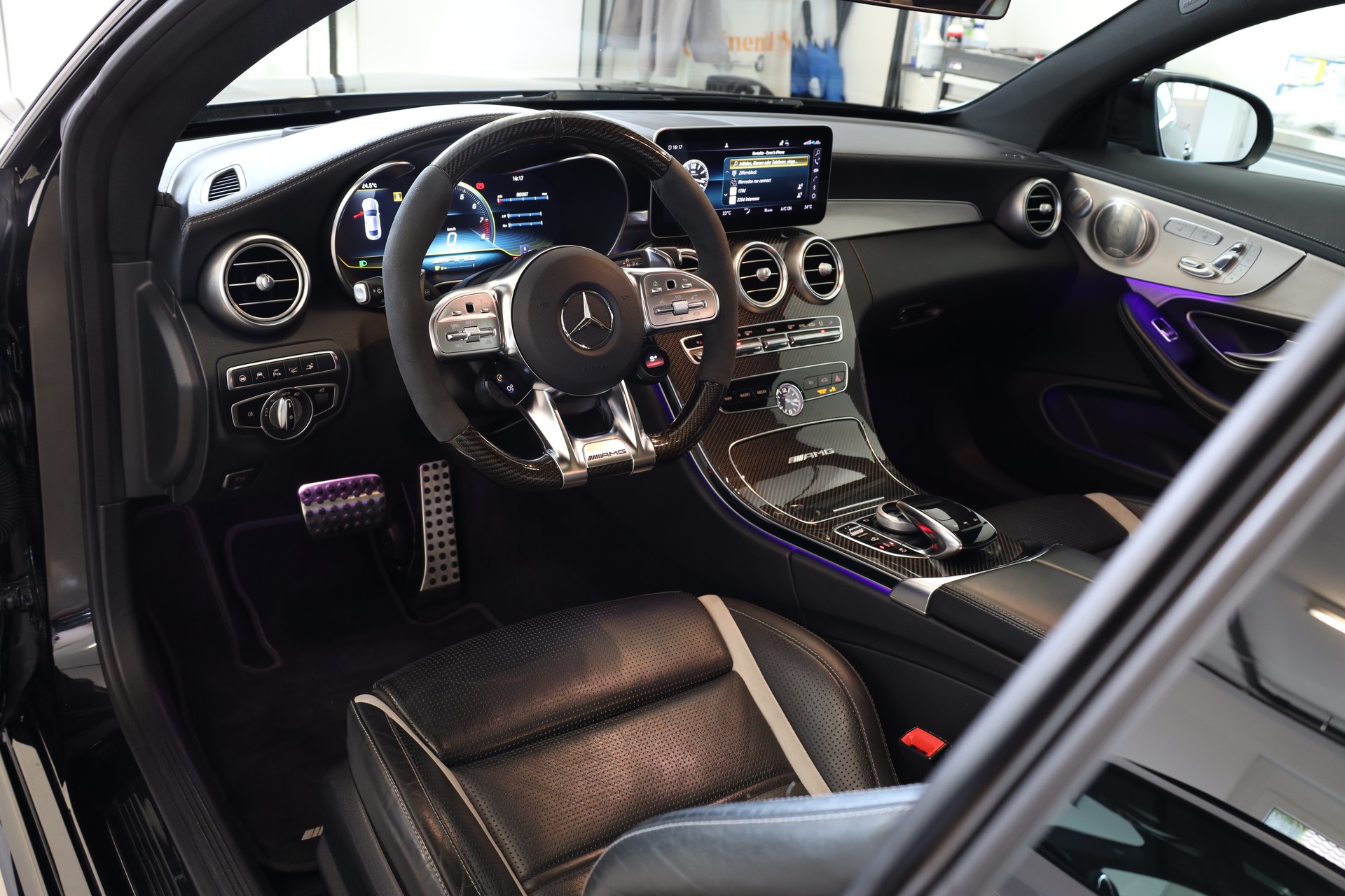 MERCEDES-BENZ C 63 S AMG 9G-tronic-image-7