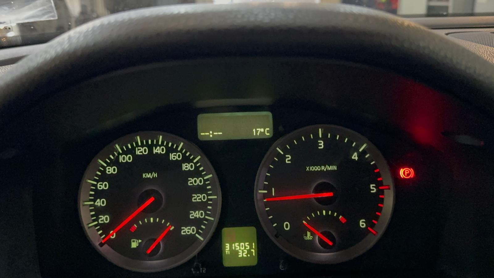 VOLVO V50 2.0D Momentum-image-11