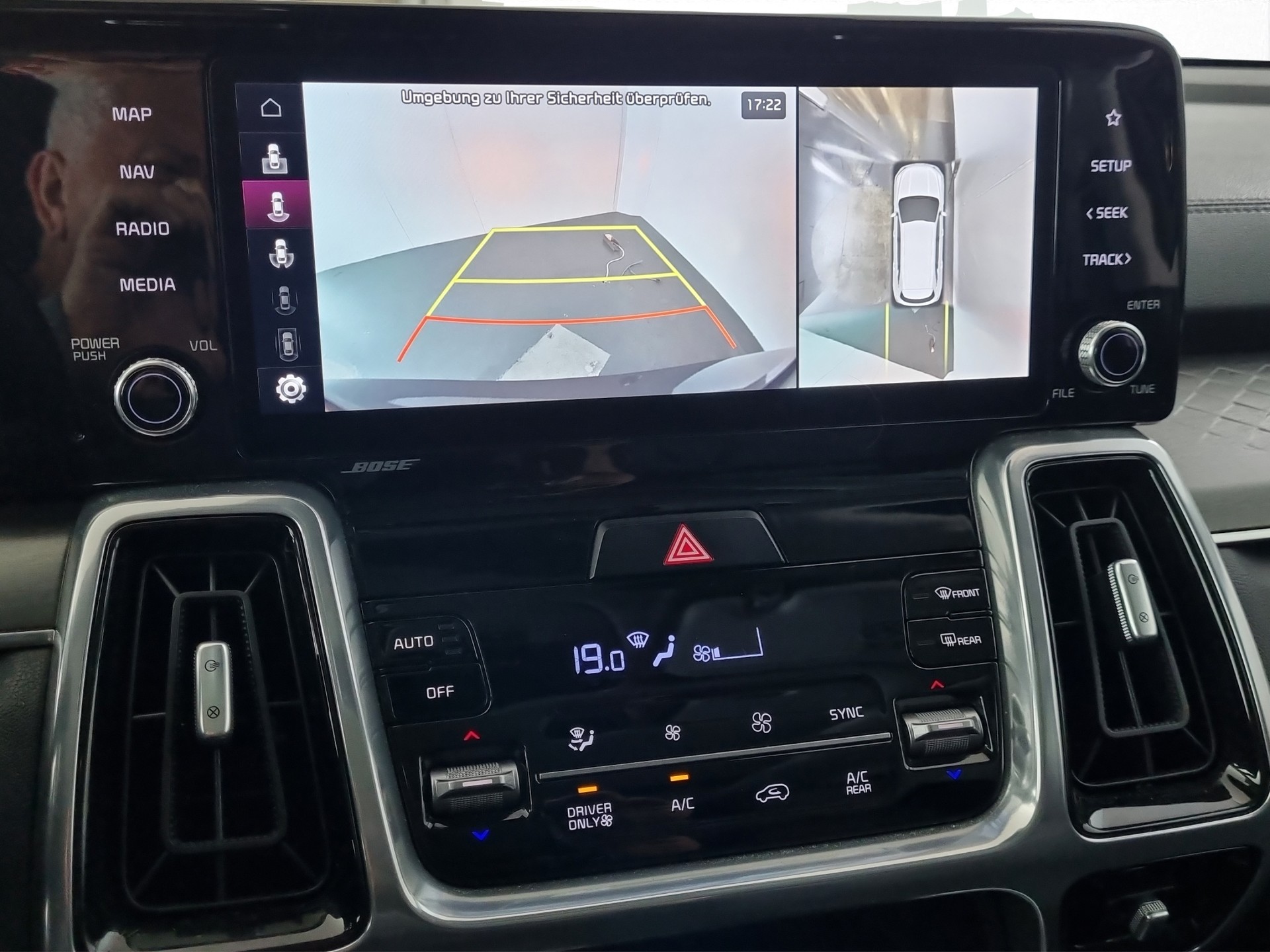 KIA Sorento 1.6 T-GDi PHEV AWD Style-image-14