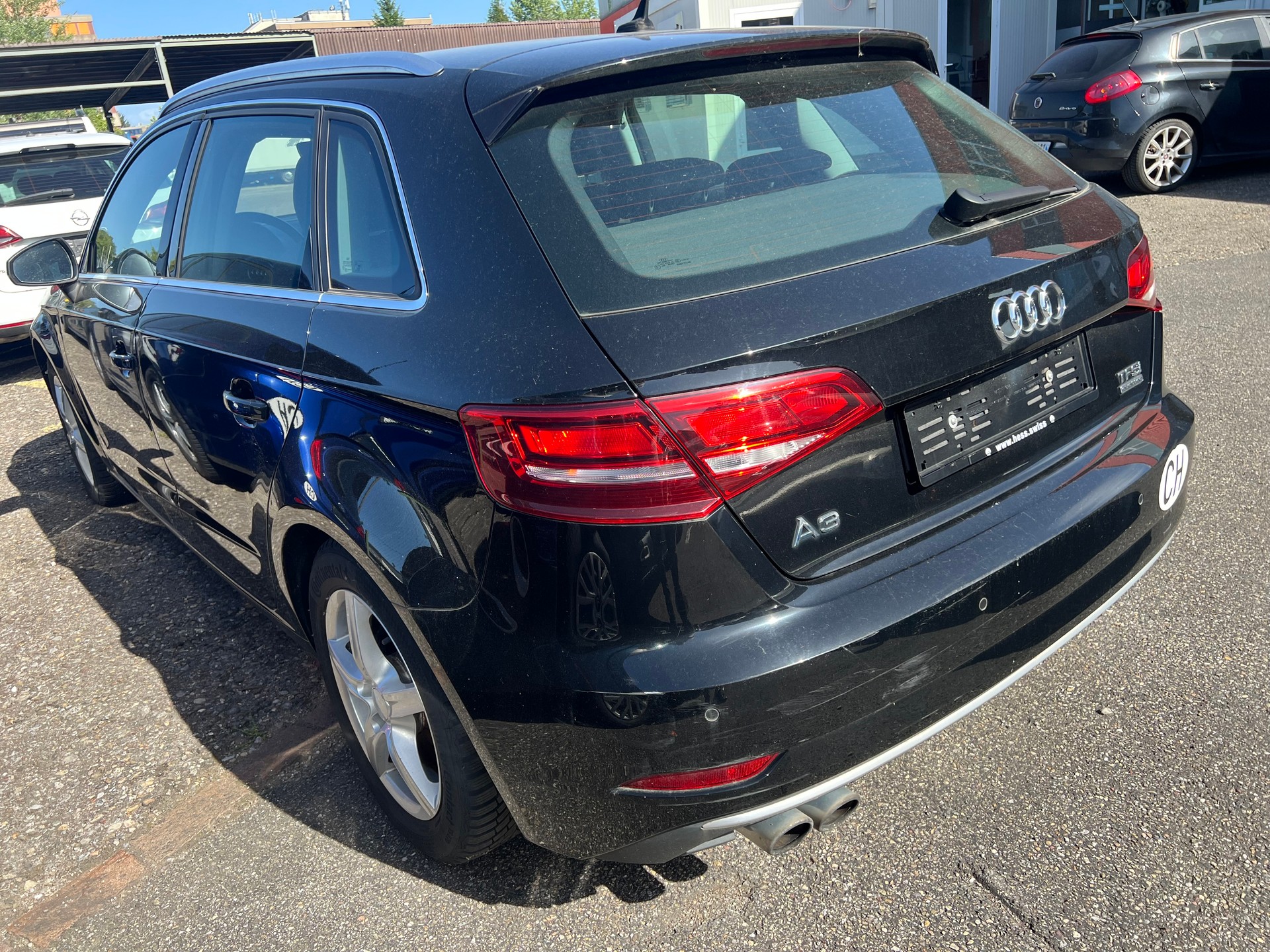 AUDI A3 Sportback 2.0 TFSI quattro S-tronic AB MFK-image-10