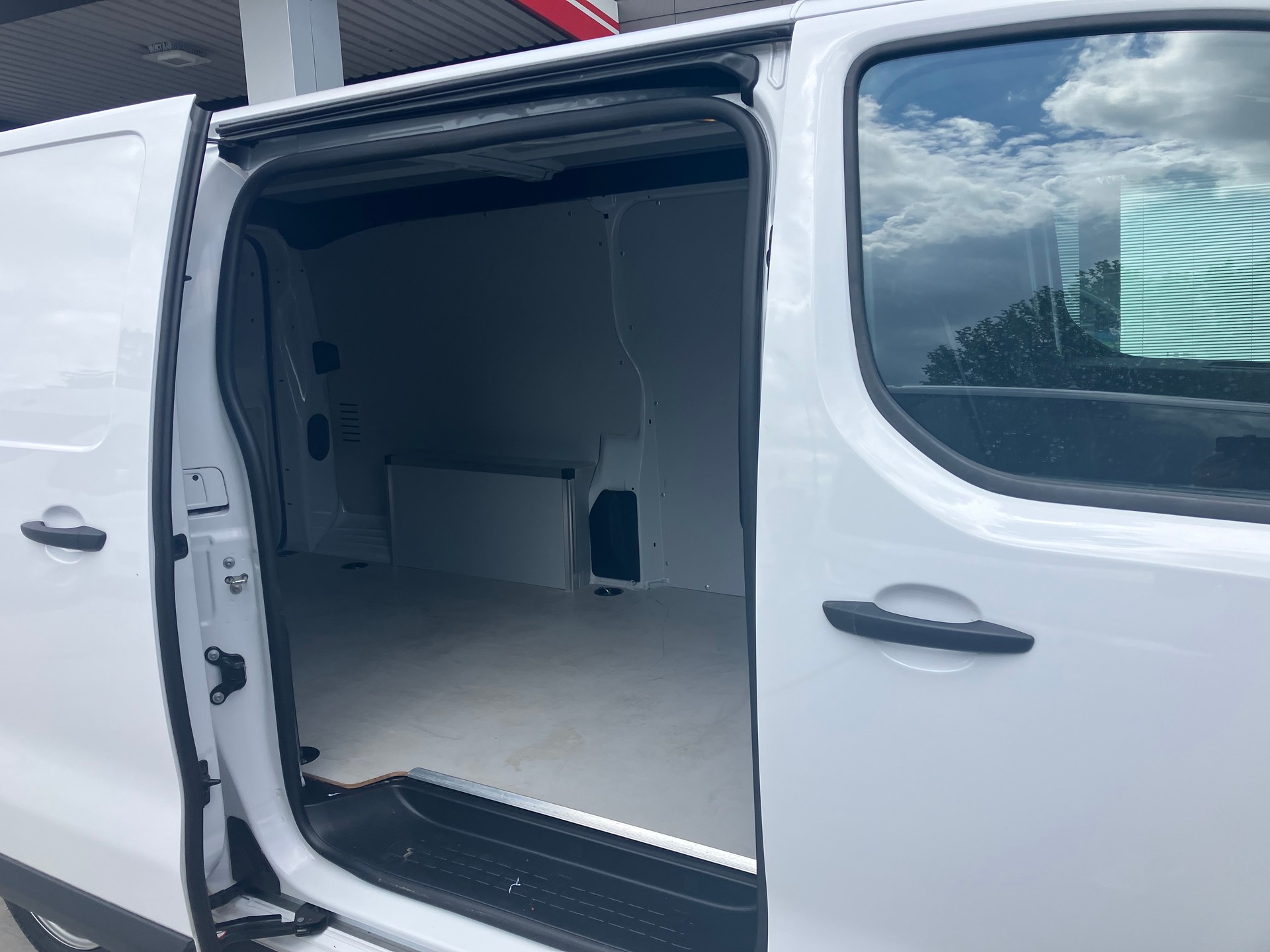 FIAT Scudo 2.0 MJ L3 Pro Worker AT-image-4