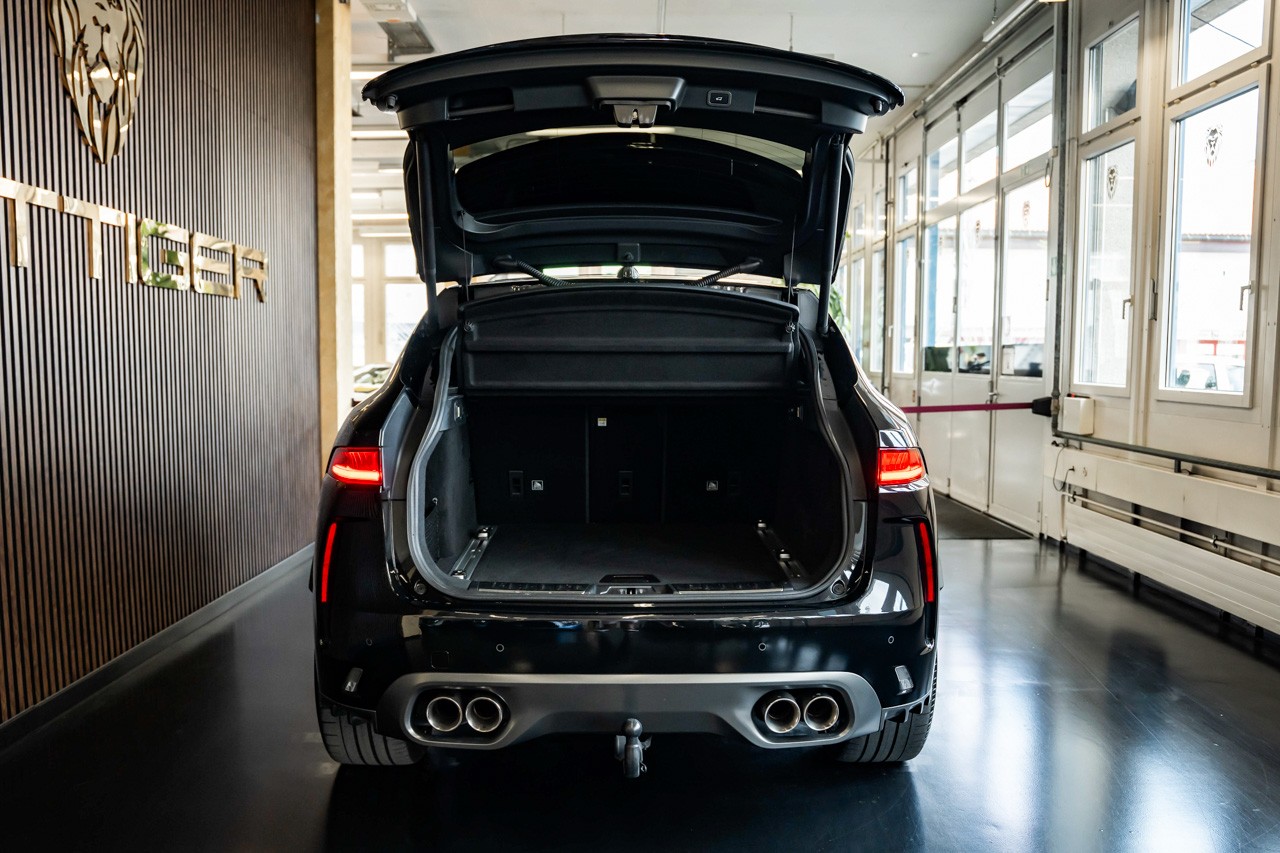 JAGUAR F-Pace 5.0 V8 SVR AWD Automatik-image-5