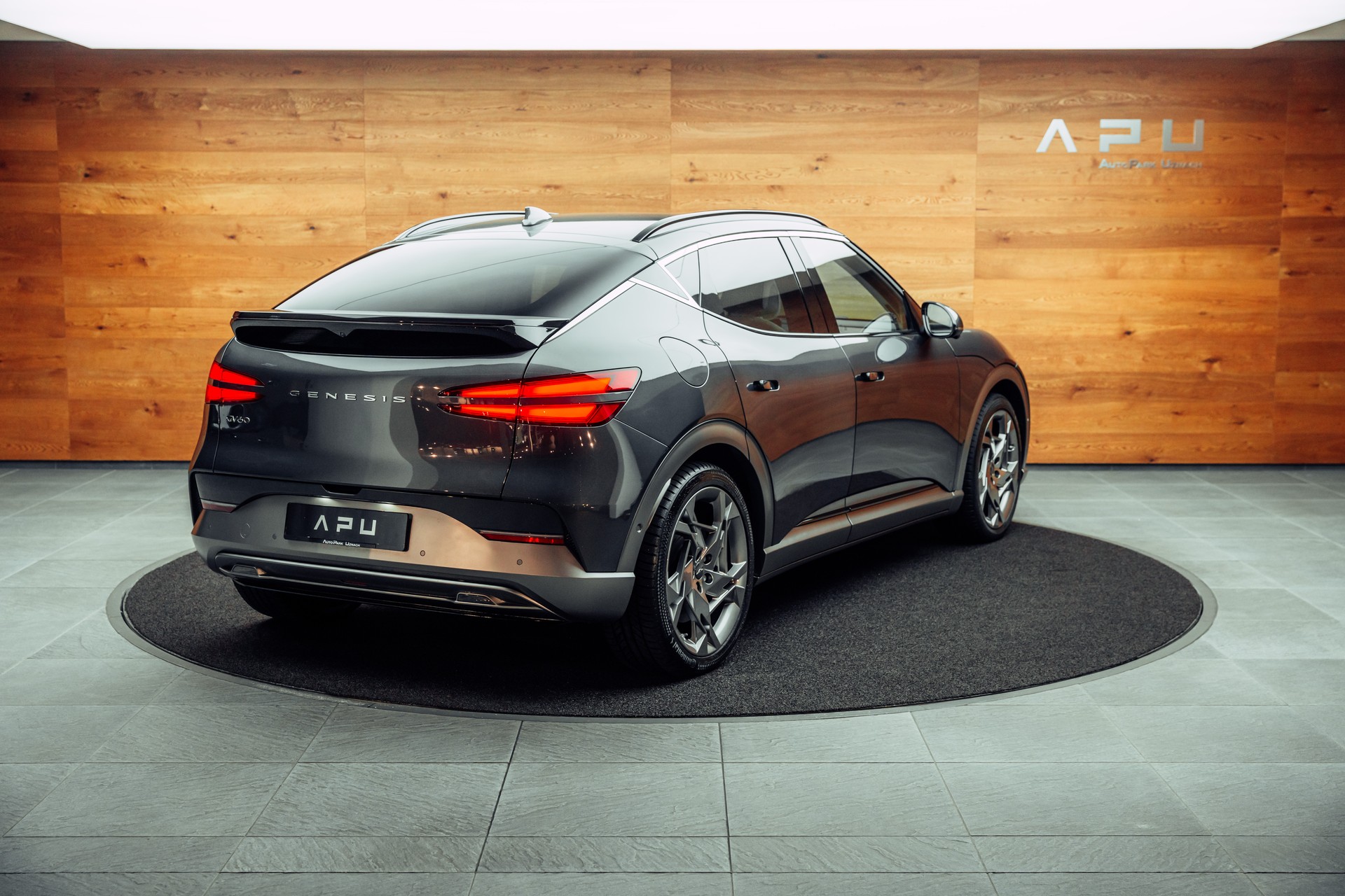 GENESIS GV60 77.4 kWh Sport Plus AWD-showroom-element-1