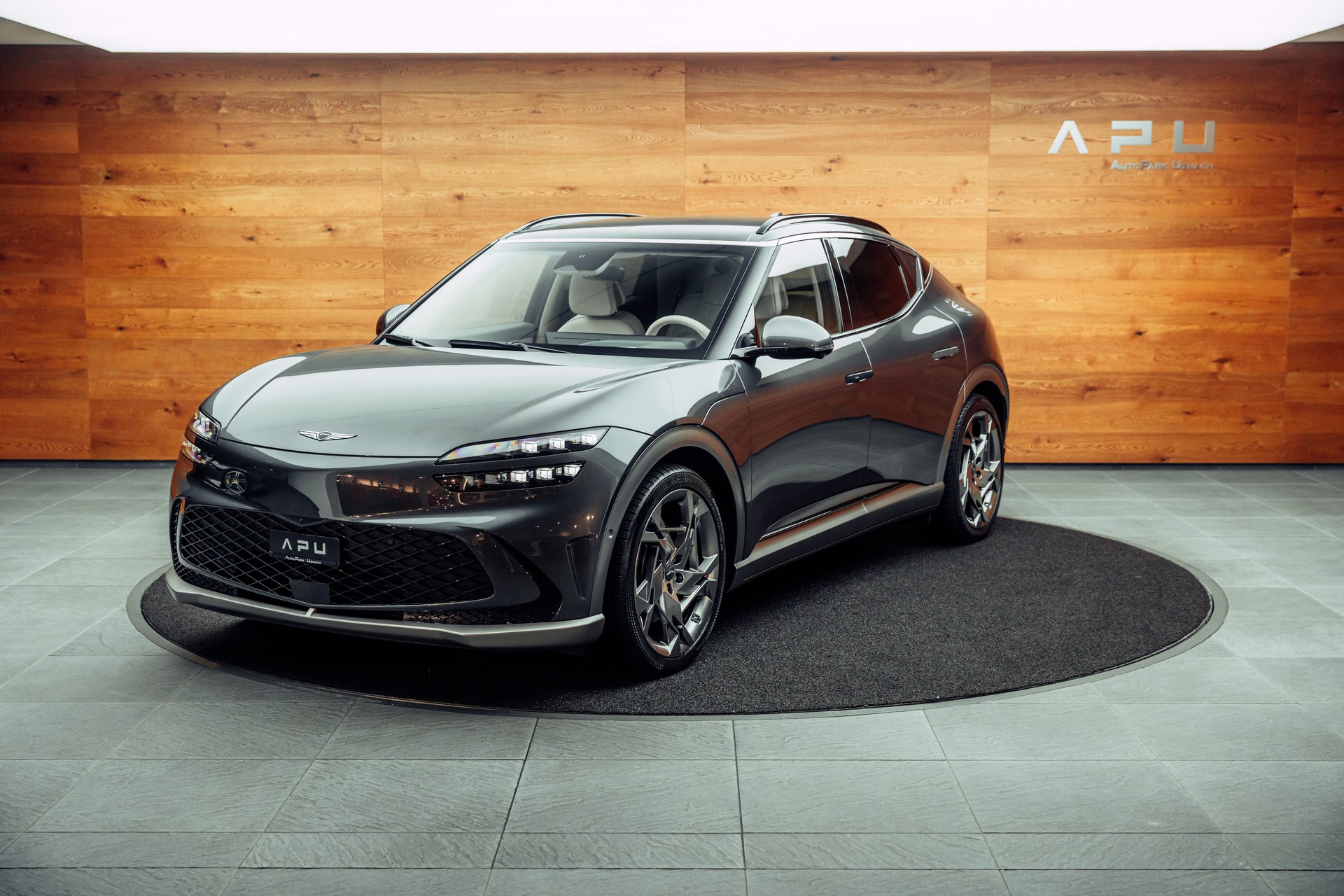 GENESIS GV60 77.4 kWh Sport Plus AWD-showroom-element-3