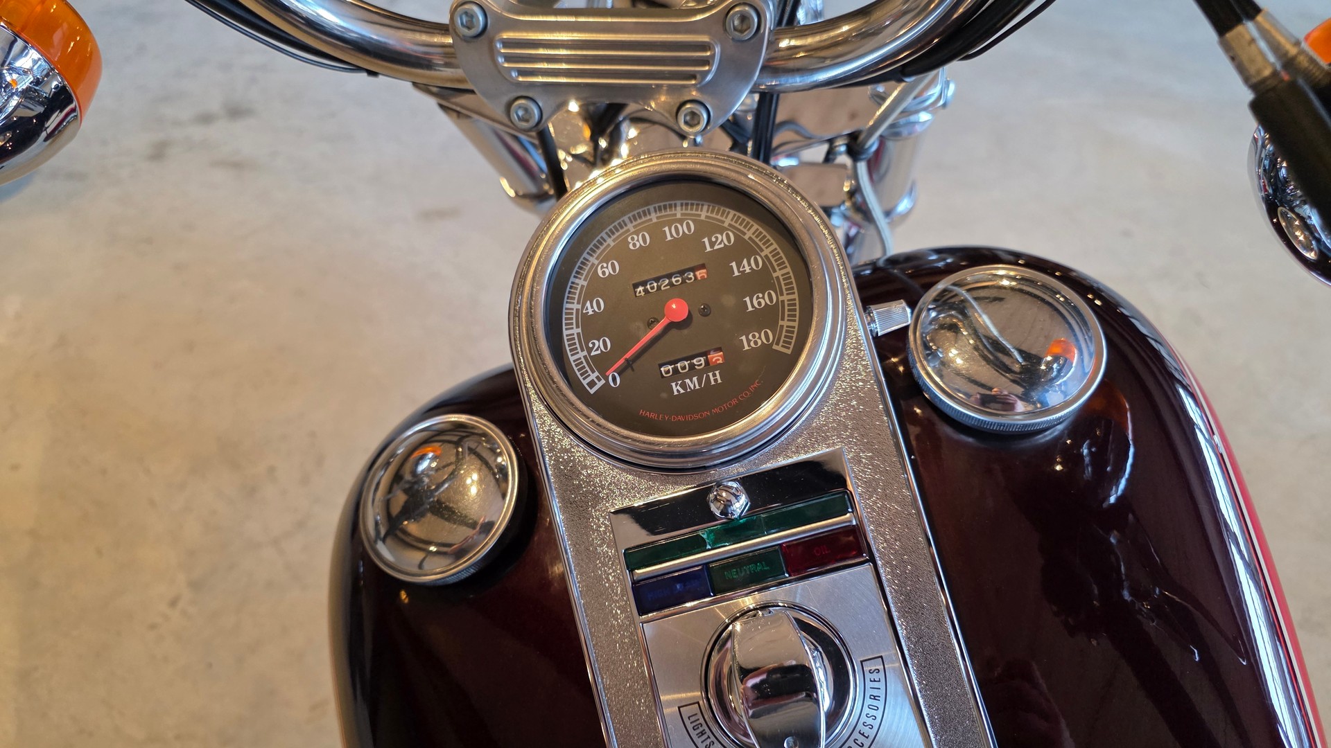 HARLEY-DAVIDSON FXSTC Softail Custom-image-5