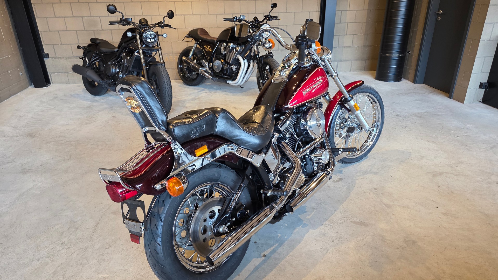 HARLEY-DAVIDSON FXSTC Softail Custom-image-1