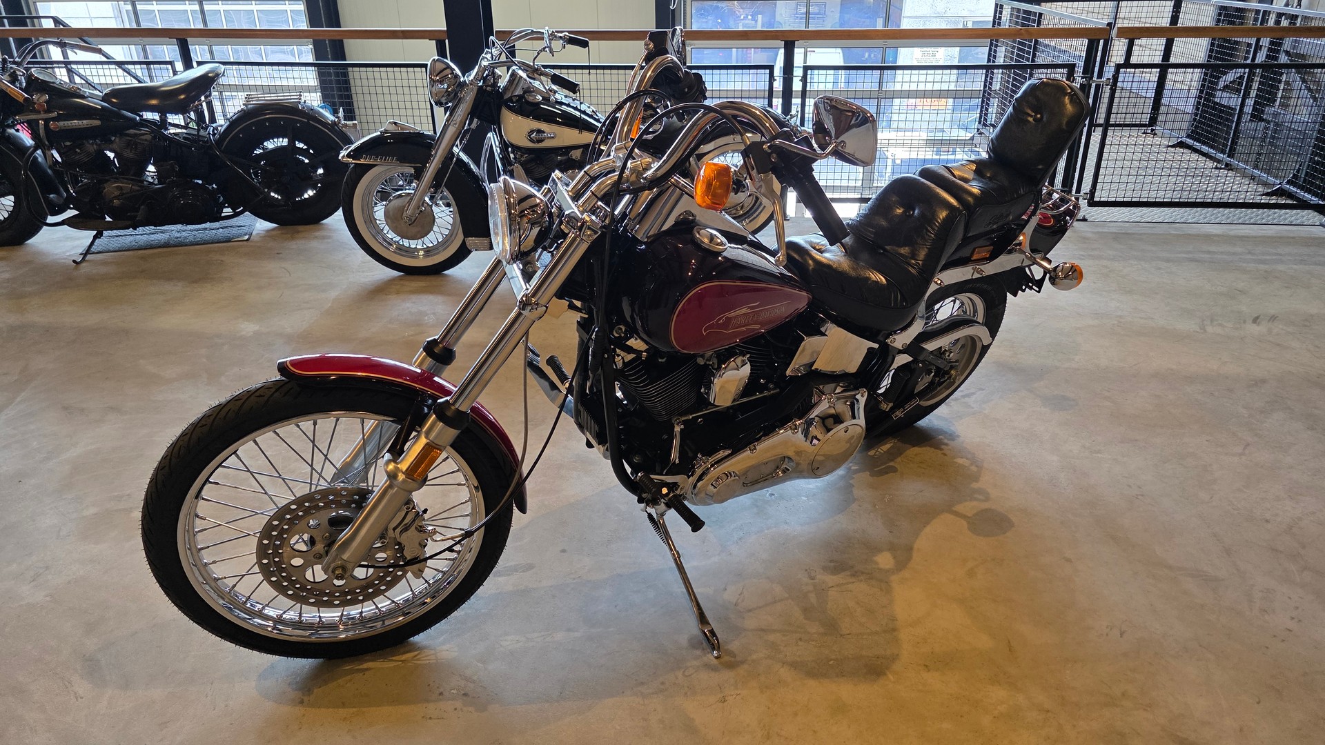 HARLEY-DAVIDSON FXSTC Softail Custom-image-3