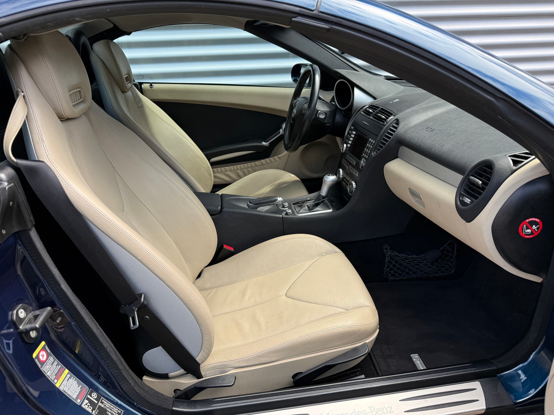 MERCEDES-BENZ SLK 350-image-4
