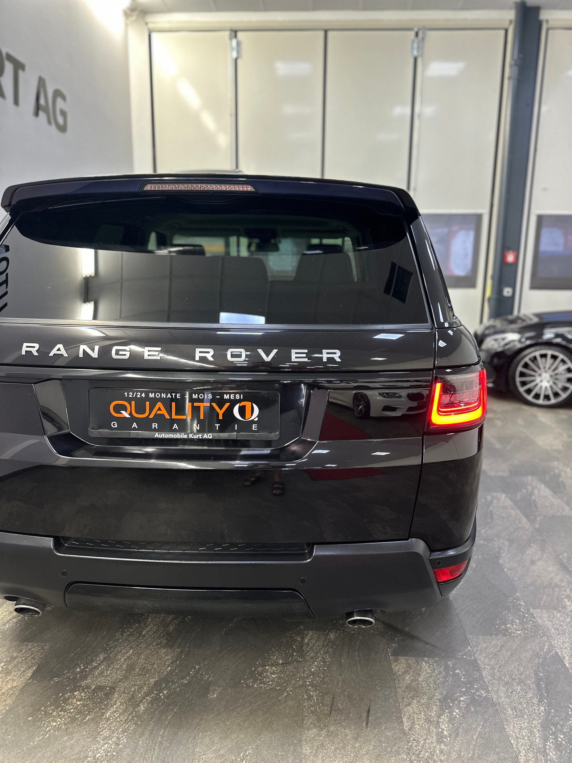 LAND ROVER Range Rover Sport 3.0 SDV6 SE Automatic-image-12