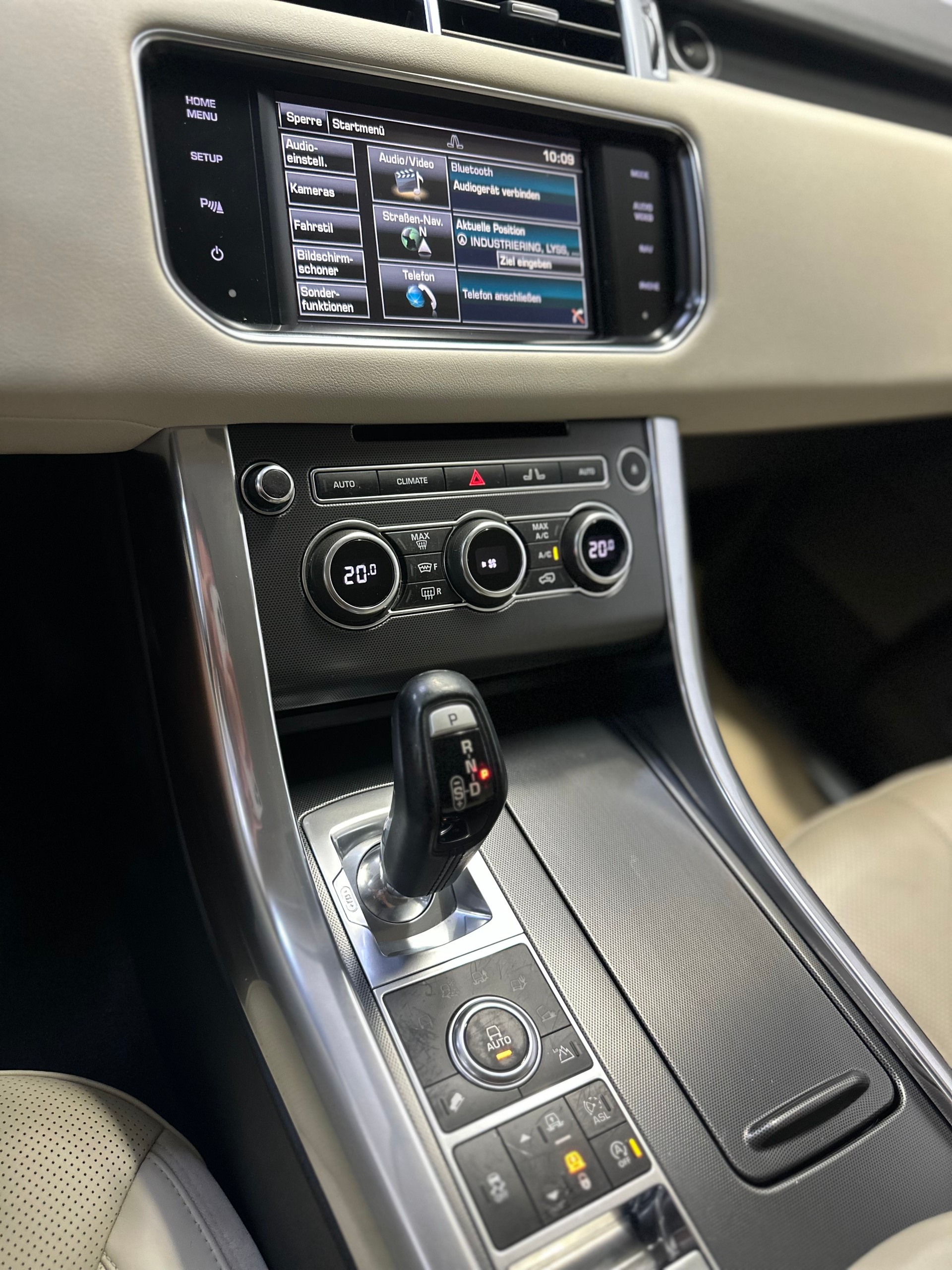 LAND ROVER Range Rover Sport 3.0 SDV6 SE Automatic-image-18