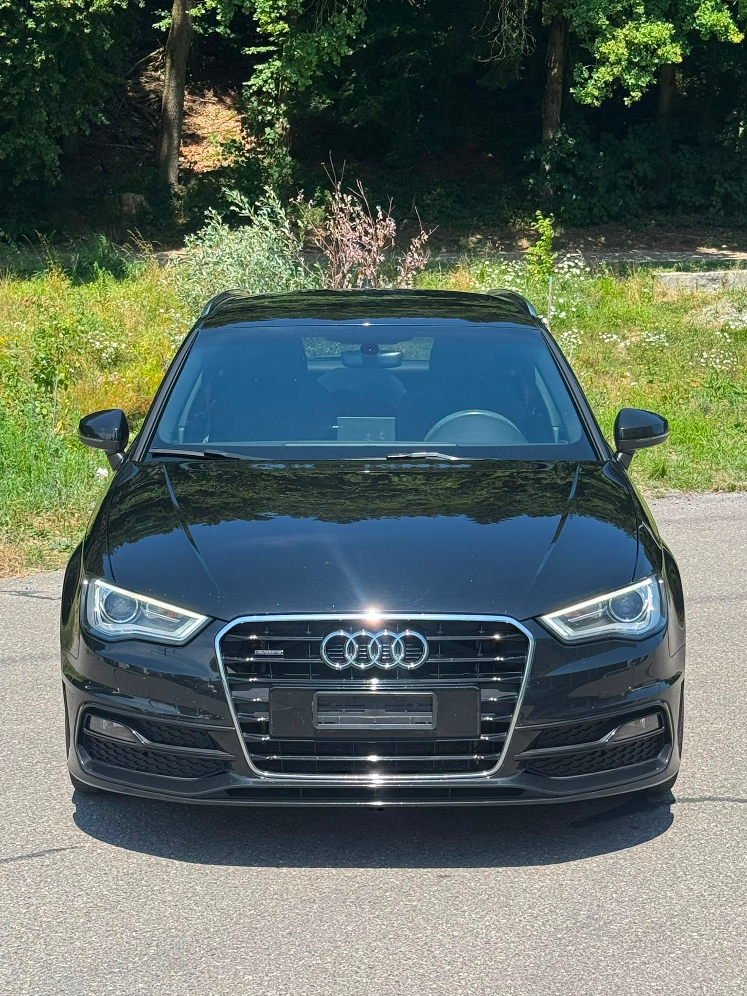 AUDI A3 Sportback 2.0 TDI Attraction quattro S-tronic-image-2