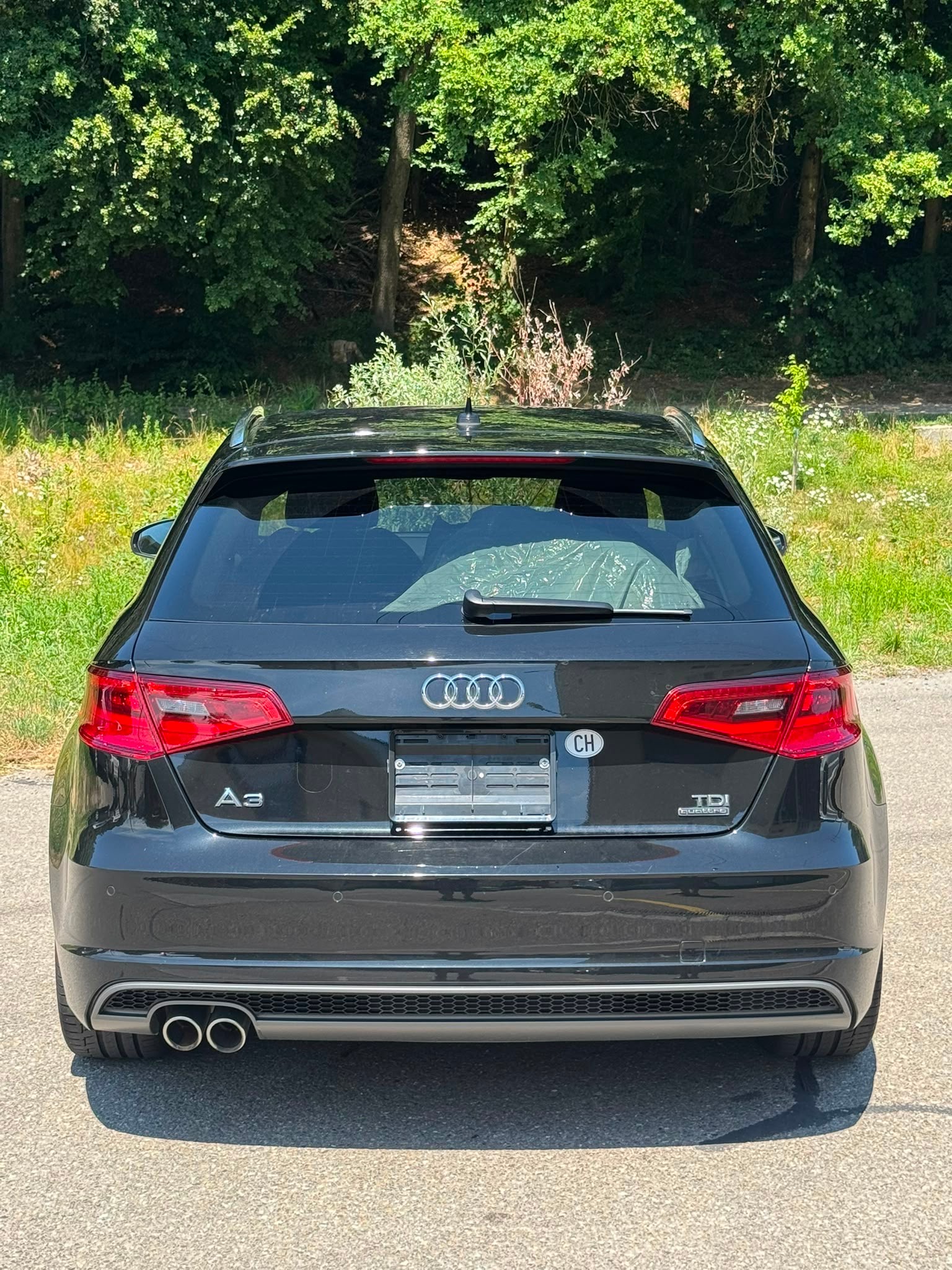 AUDI A3 Sportback 2.0 TDI Attraction quattro S-tronic-image-5