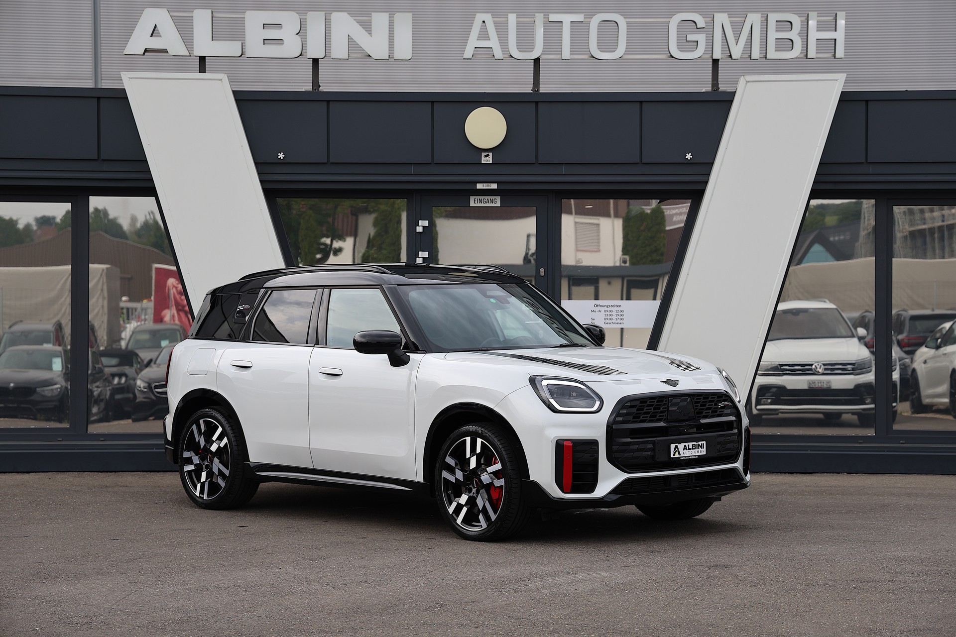 MINI Countryman U25 2.0i John Cooper Works ALL4-showroom-element-1
