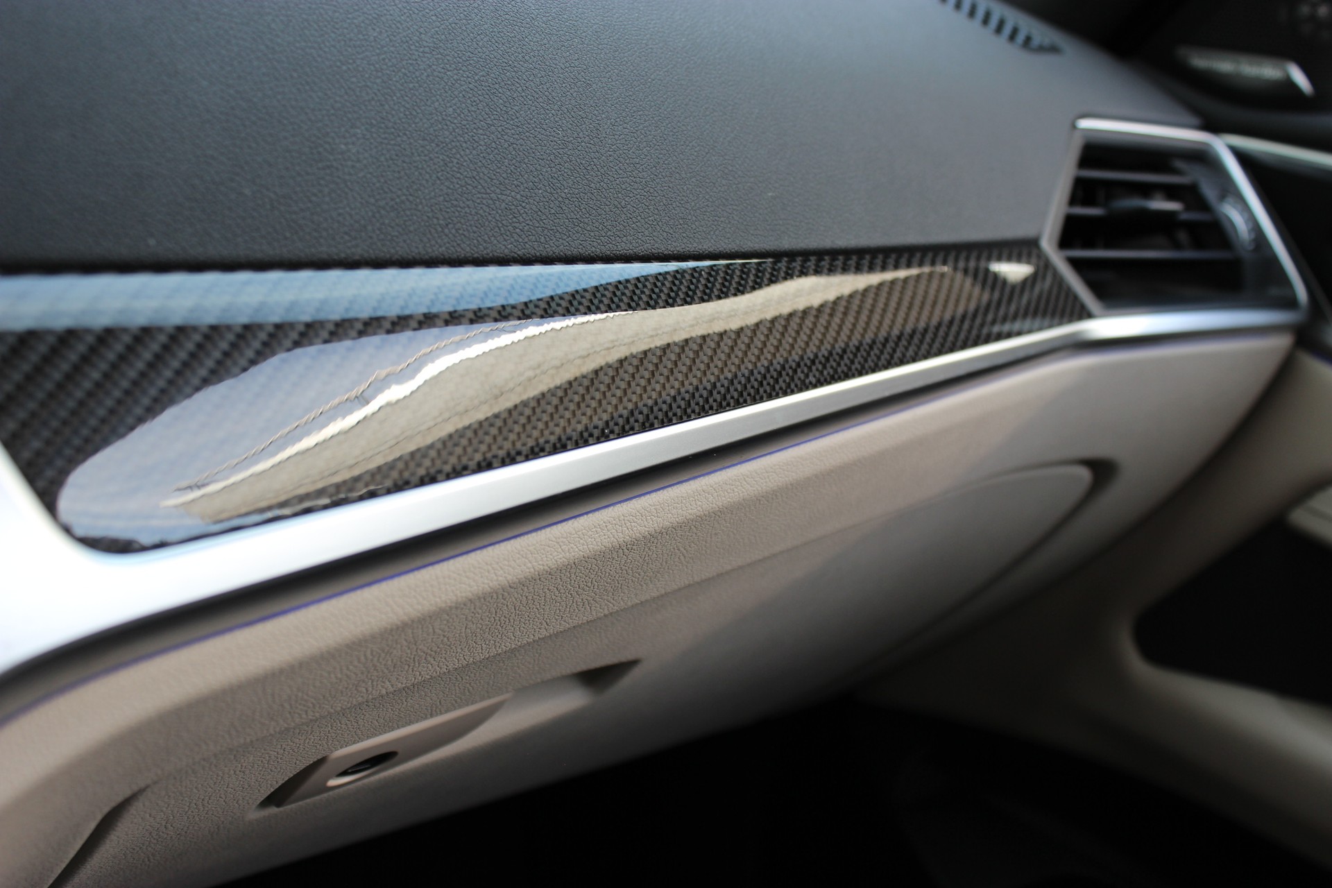 BMW M440i xDrive 48V M Sport Pro Cabriolet TANSANITBLAU *M CARBON EXTERIEURPAKET*-image-16