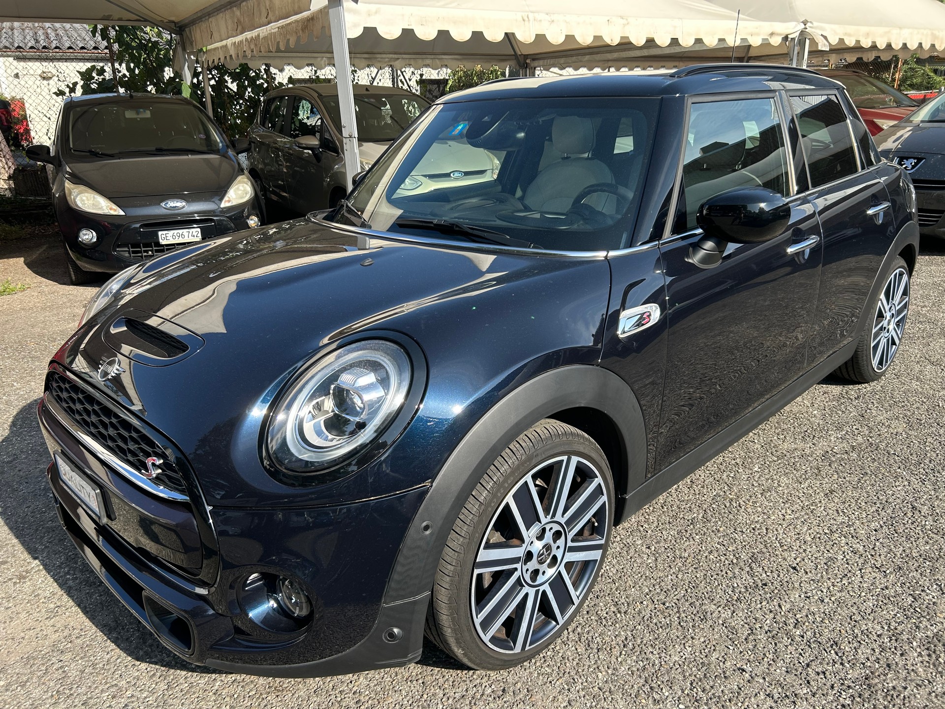 MINI Coopers S Steptronic DKG Trafalgar