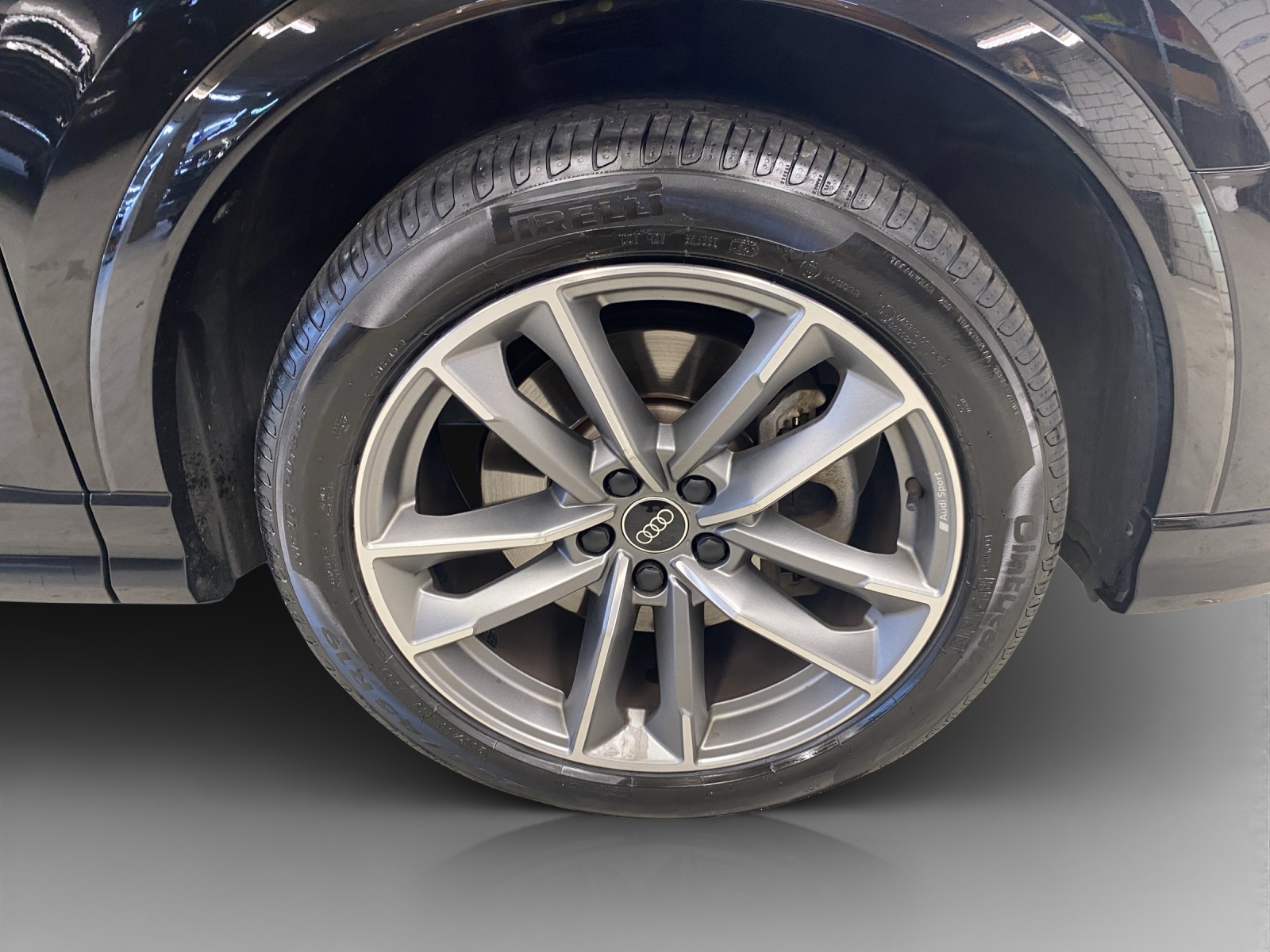 AUDI Q3 45 TFSI e S line S-tronic-image-14