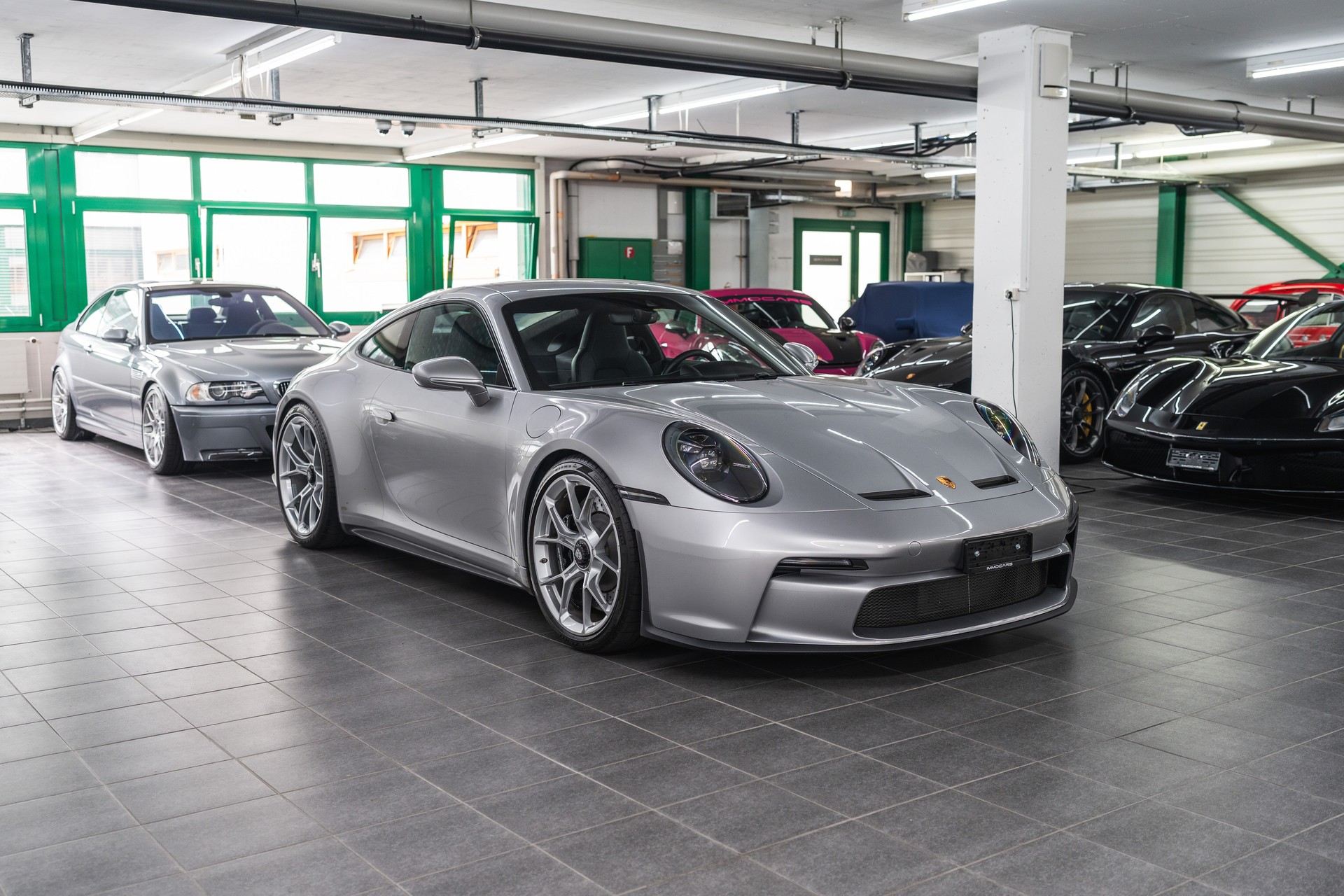 PORSCHE 911 GT3 Touring PDK-showroom-element-2